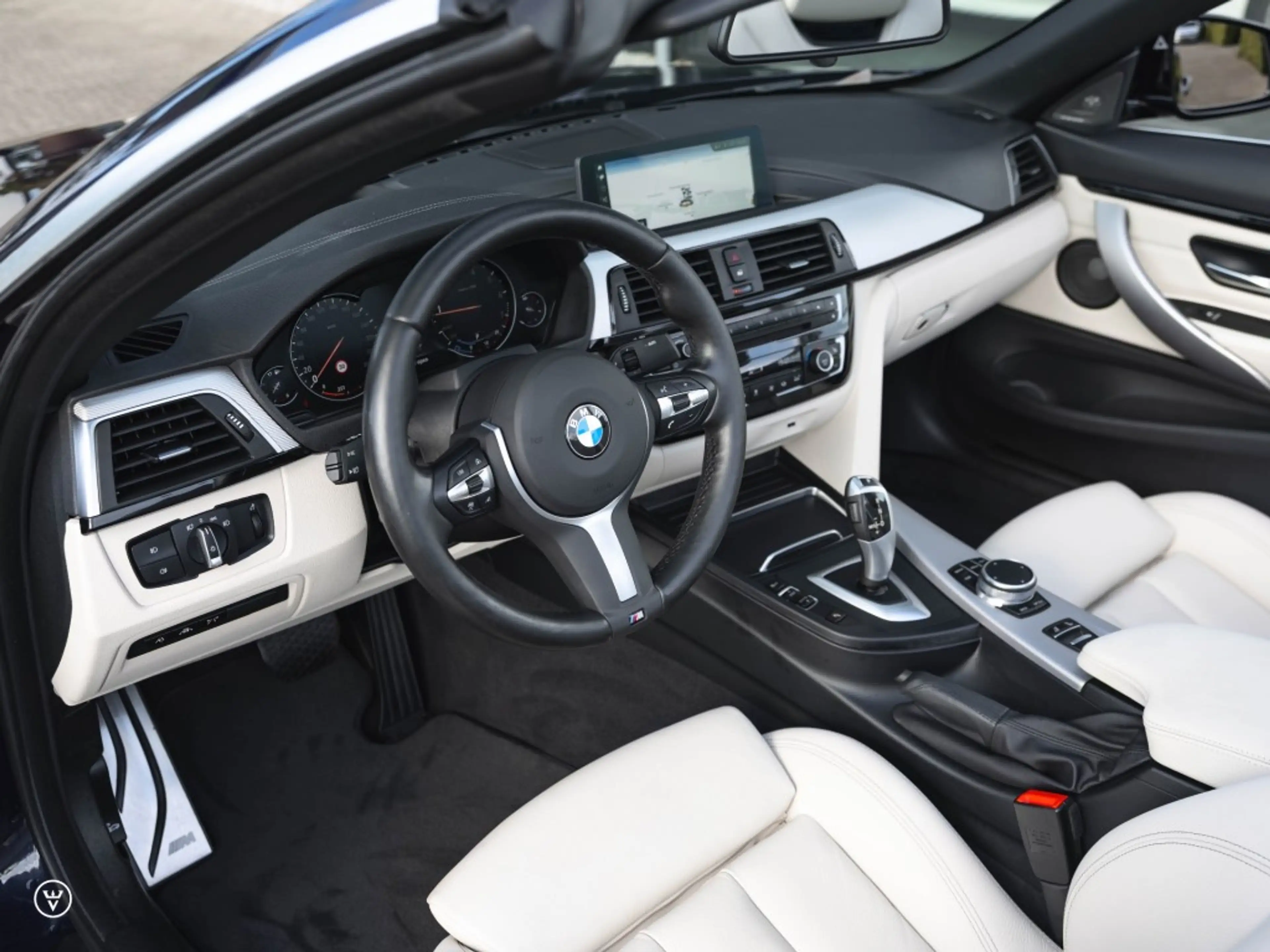 BMW 440 Cabrio LCI II â Indi, xDrive etc — photo 5
