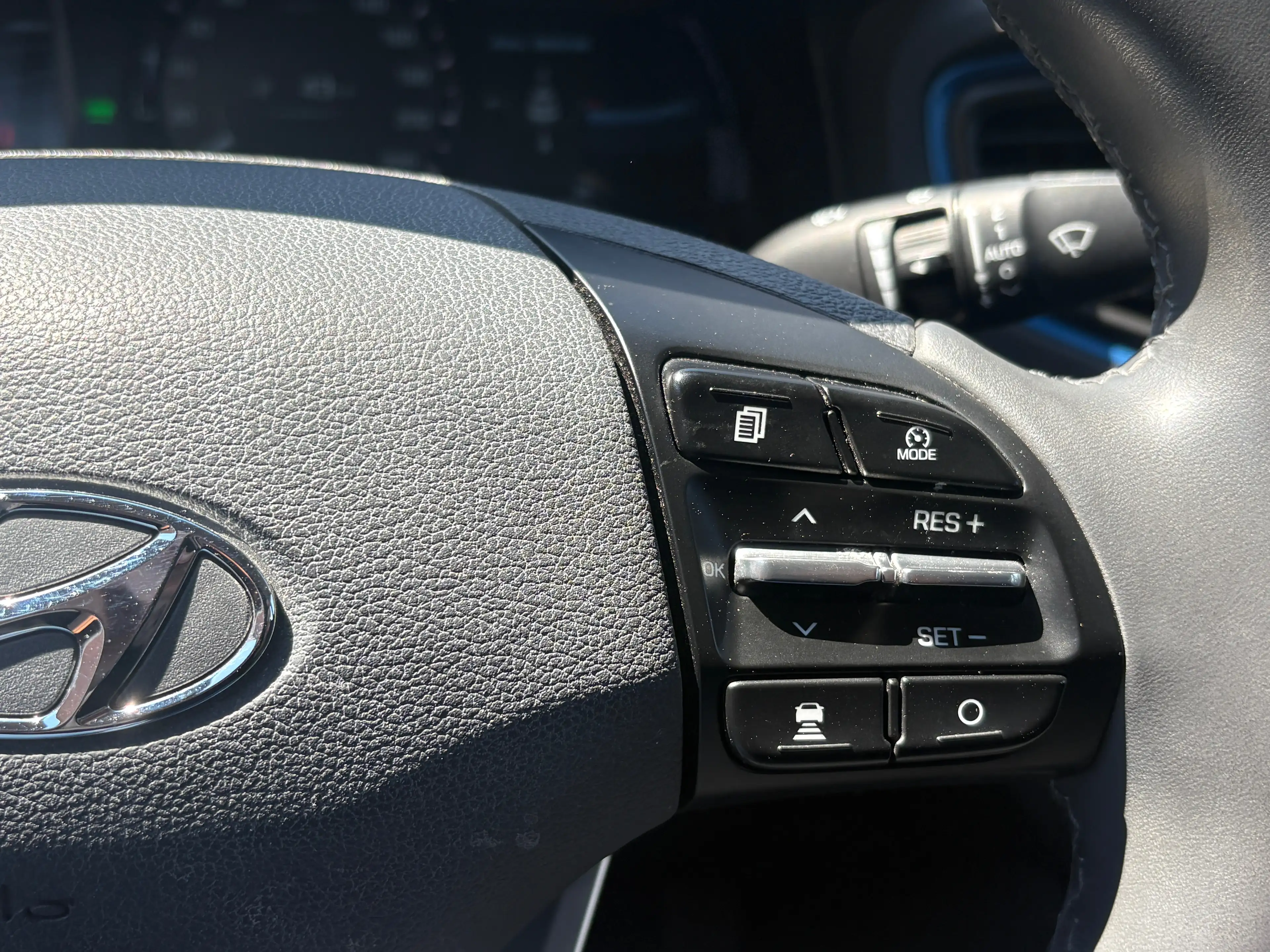 Hyundai IONIQ Ioniq HEV 1.6 GDi Executive ISG DCT — photo 9