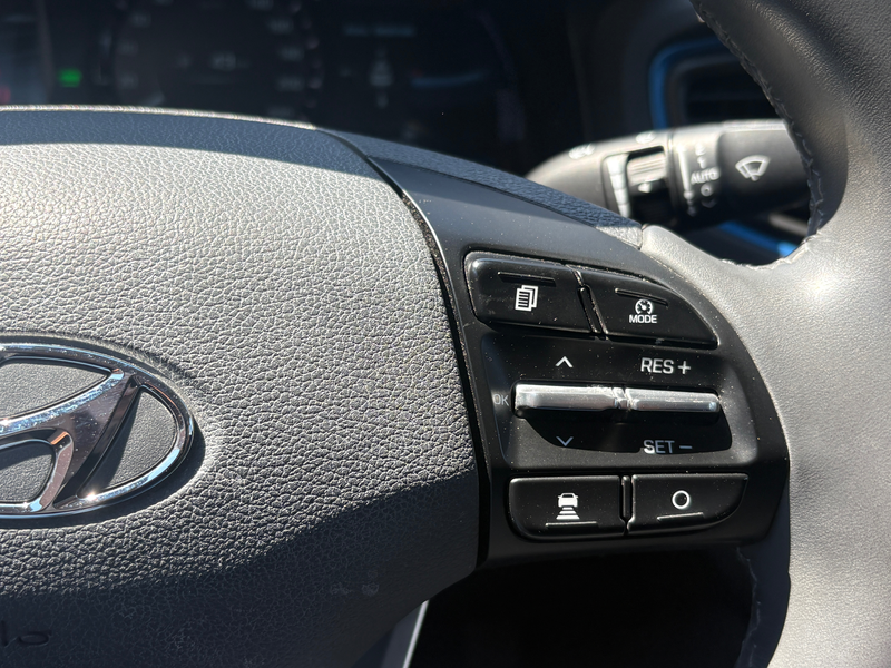 Hyundai IONIQ Ioniq HEV 1.6 GDi Executive ISG DCT — photo 9