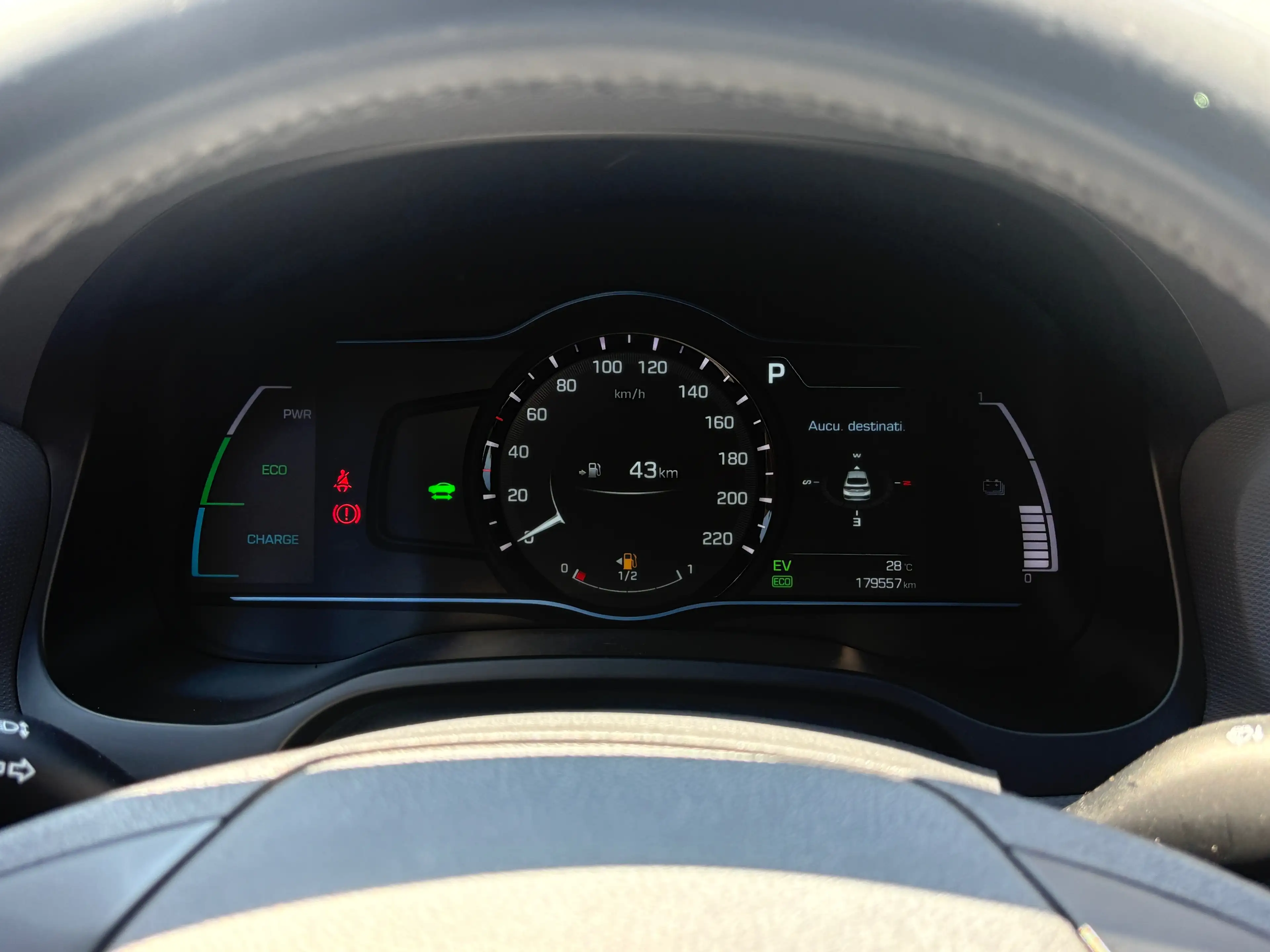 Hyundai IONIQ Ioniq HEV 1.6 GDi Executive ISG DCT — photo 10