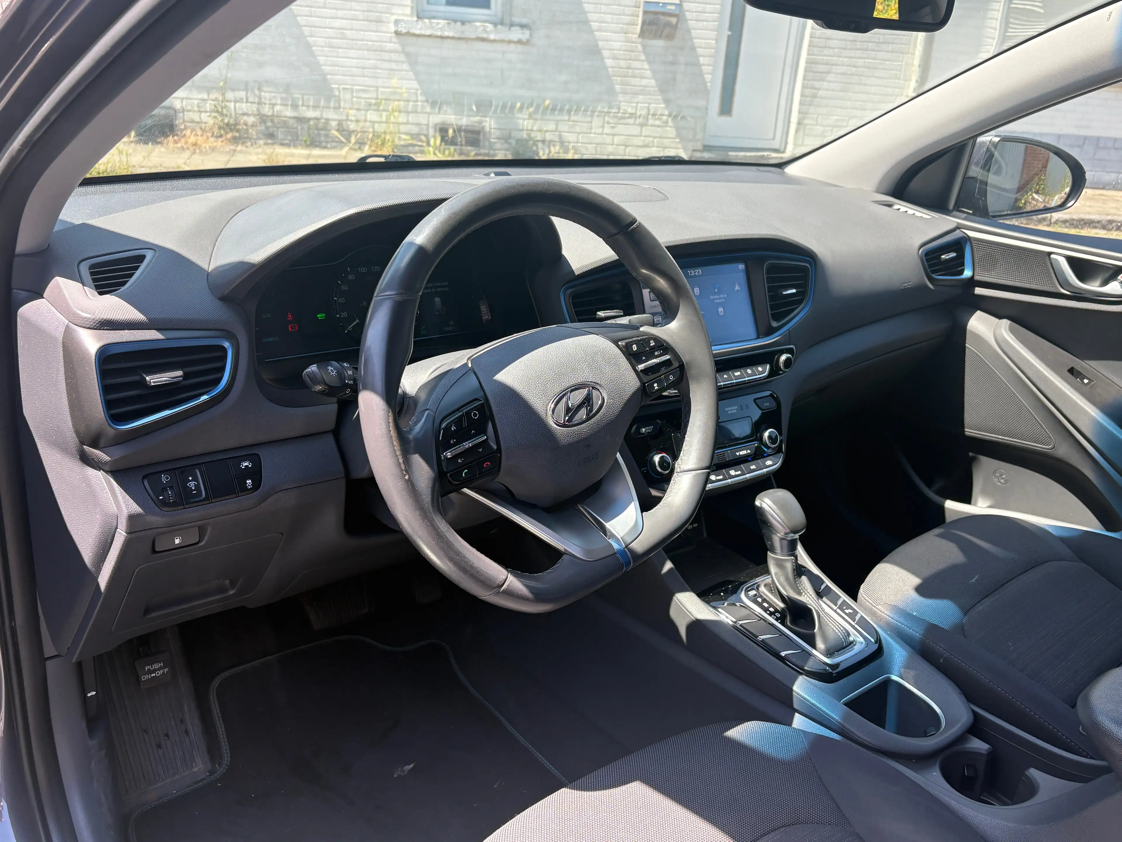 Hyundai IONIQ Ioniq HEV 1.6 GDi Executive ISG DCT — photo 6