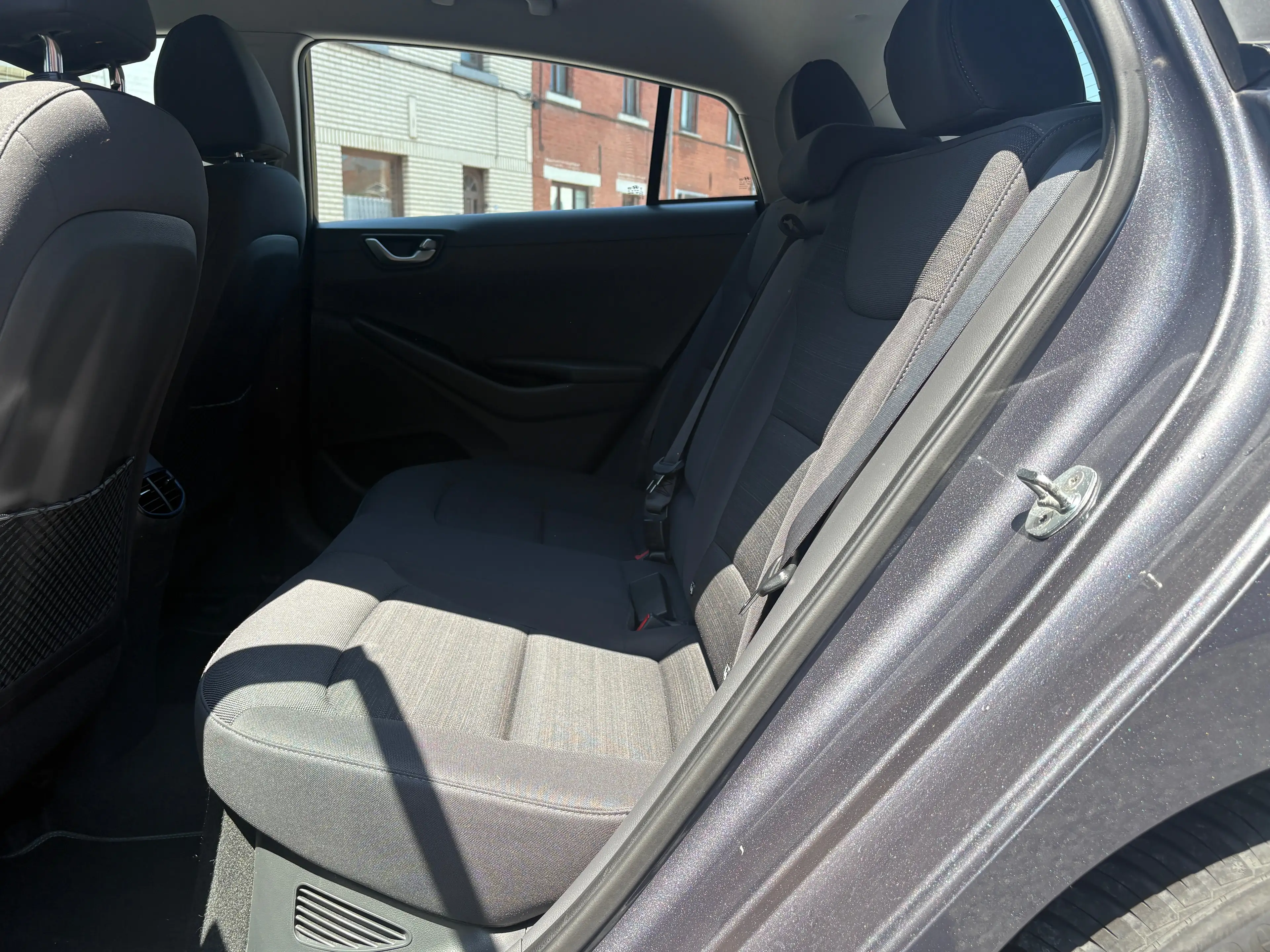 Hyundai IONIQ Ioniq HEV 1.6 GDi Executive ISG DCT — photo 14