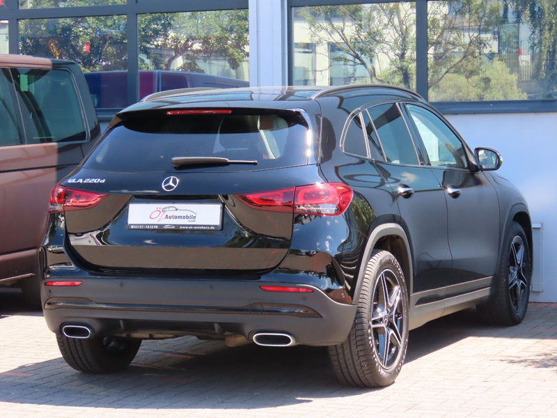 Mercedes-Benz GLA 220 d Autom. Memory Panorama 360° Standheiz. — photo 7