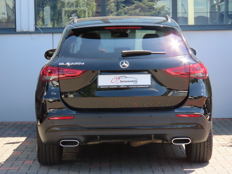 Mercedes-Benz GLA 220 d Autom. Memory Panorama 360° Standheiz. — photo 8