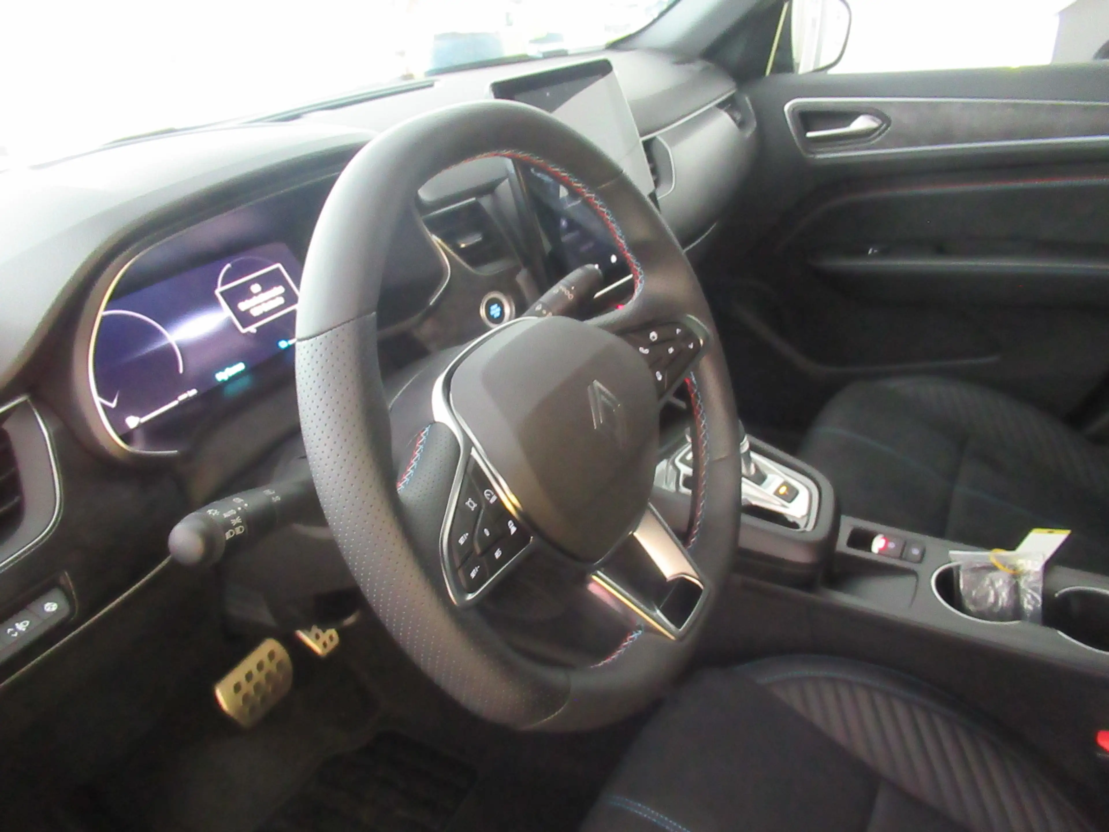 Renault Arkana Esprit Alpine E-Tech Full Hybrid 145 — photo 6