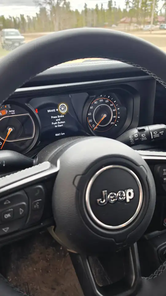 Jeep Wrangler снимка Jeep Wrangler