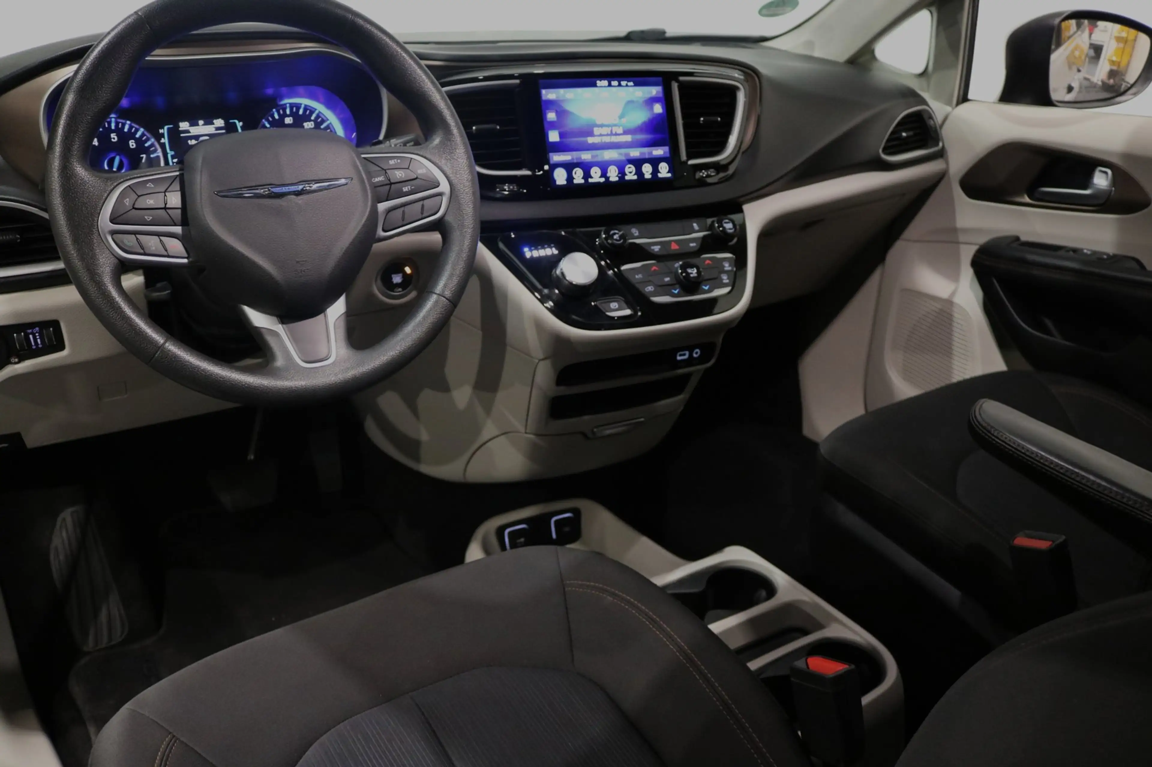 Chrysler Pacifica 3.6 V6 AUTOMAAAT 7 Zits Limited AIRCO NAVI Elek sc — photo 17