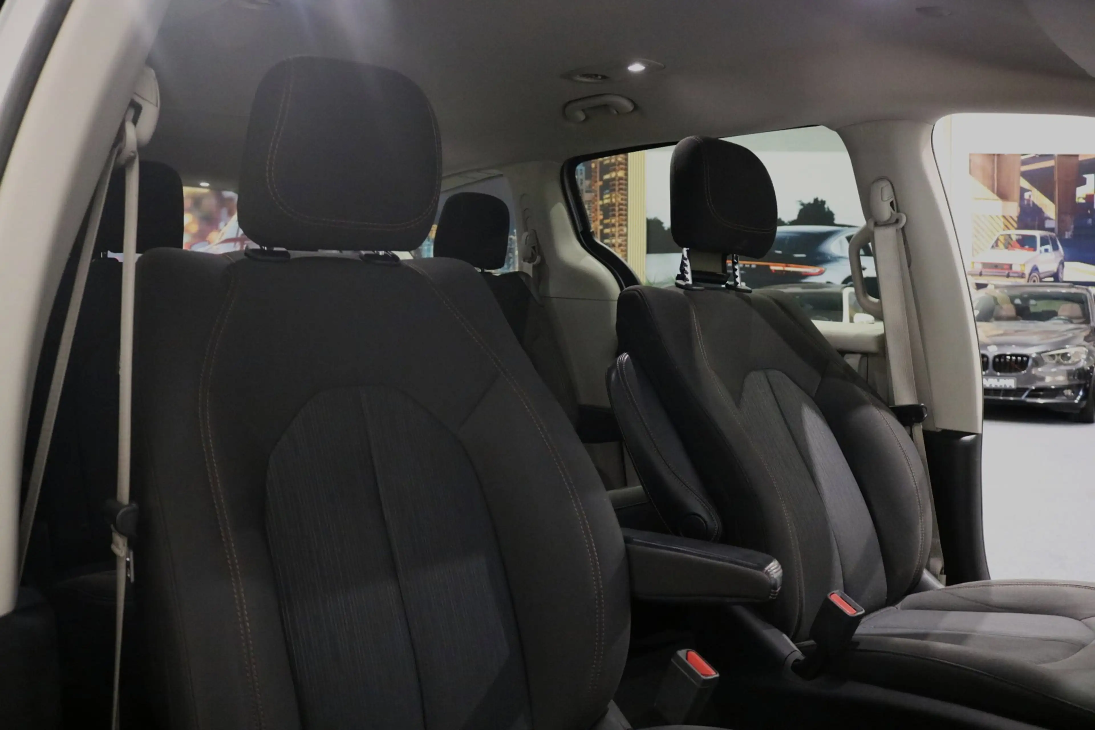 Chrysler Pacifica 3.6 V6 AUTOMAAAT 7 Zits Limited AIRCO NAVI Elek sc — photo 22