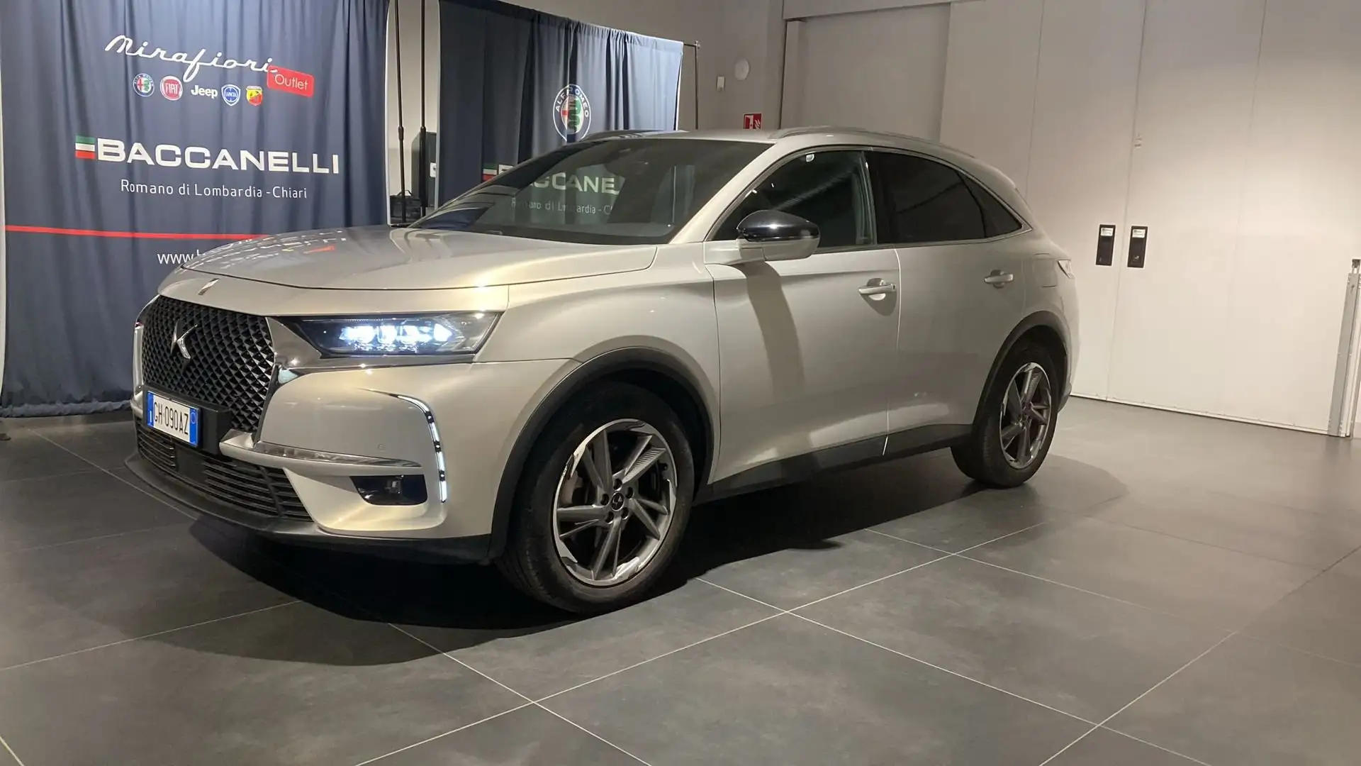 DS Automobiles DS 7 Crossback DS 7 Crossback E-Tense 4x4 Business Alb - 1