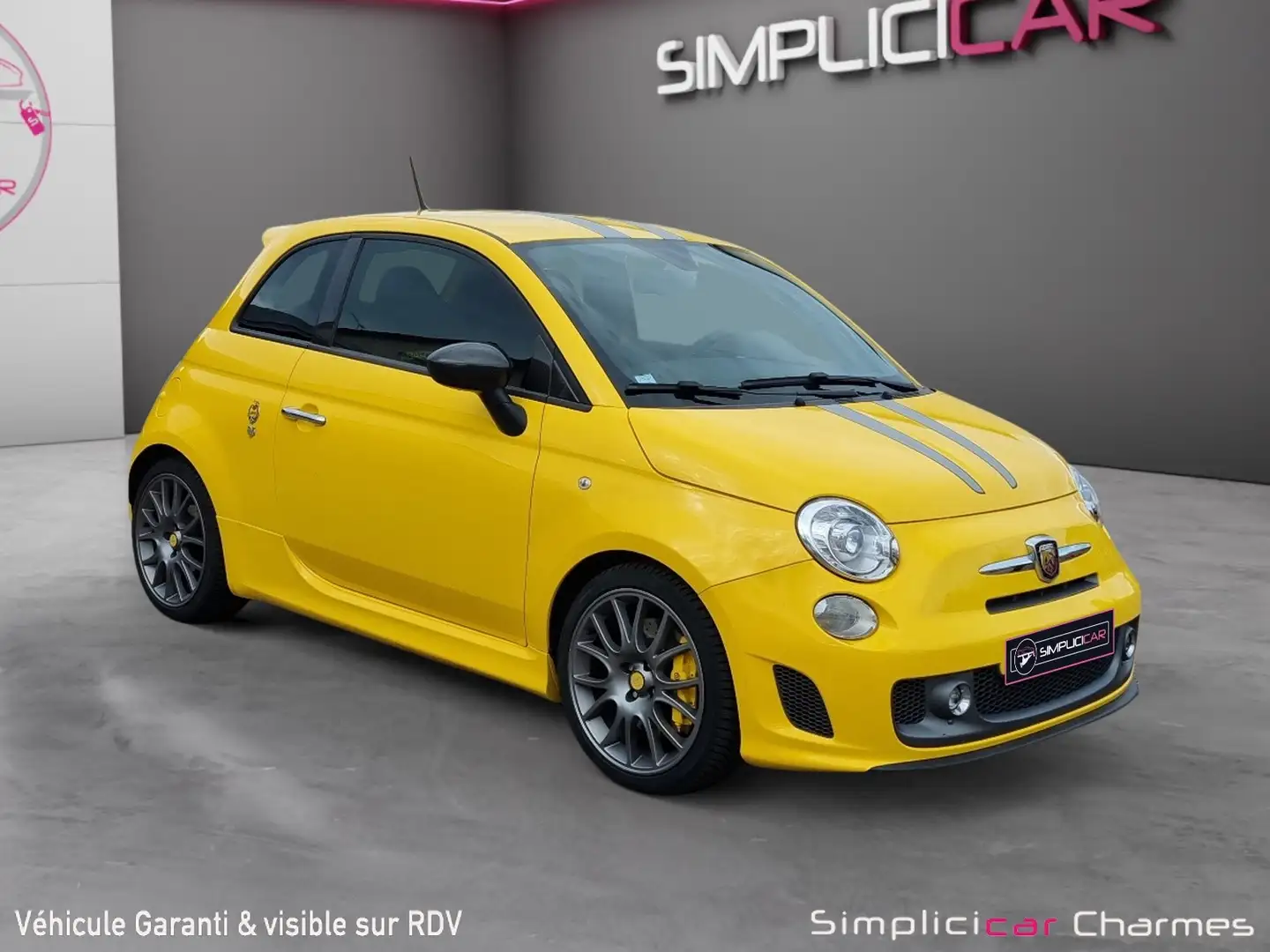 Abarth 695 Tributo Ferrari A Amarillo - 1
