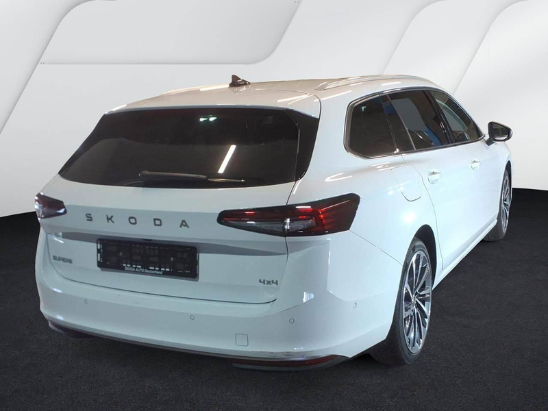 Skoda Superb L&K TDI 4x4 STNDHZ PANO AHK SITZBLF 360° — photo 3