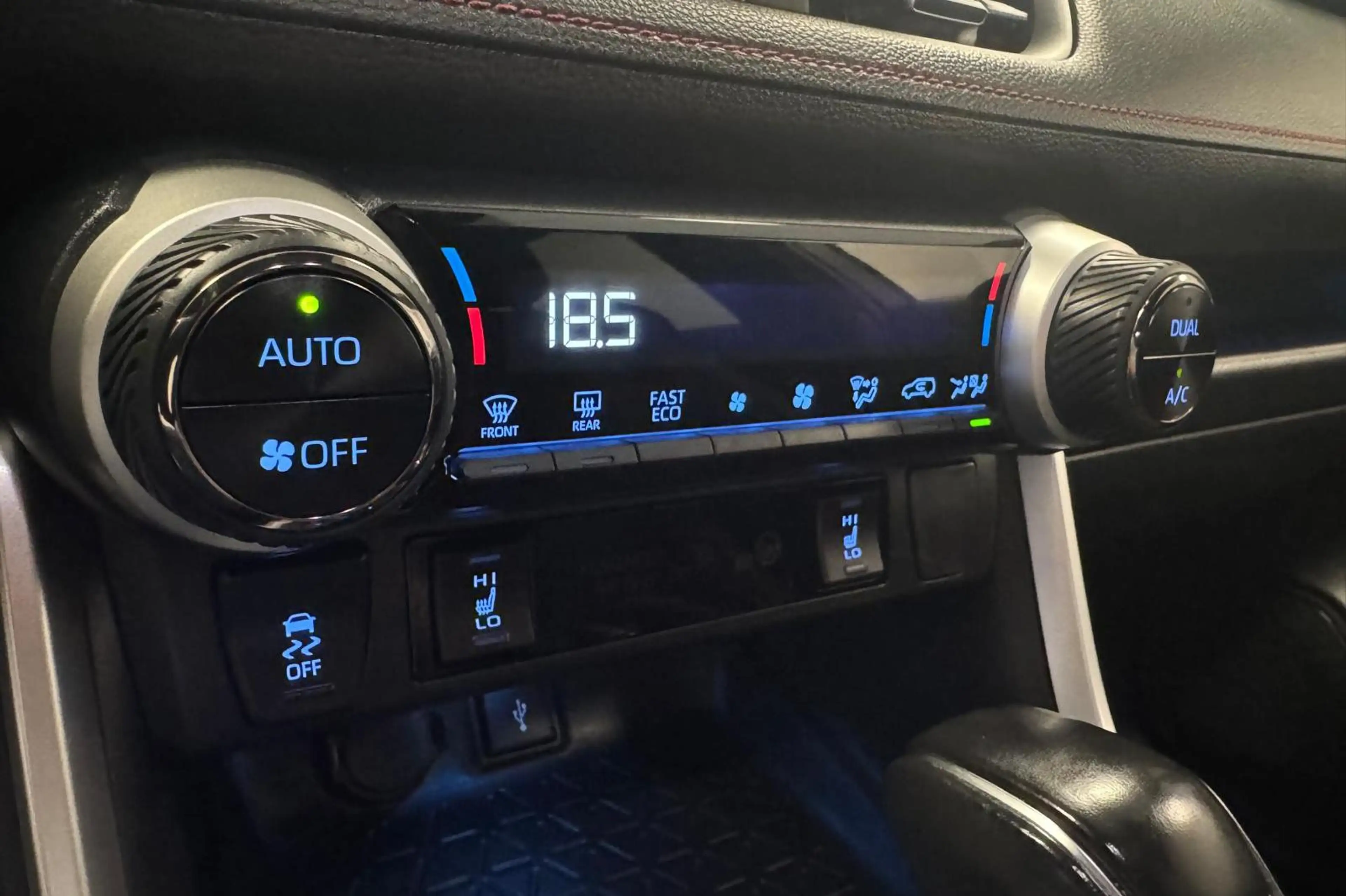 Toyota RAV 4 2.5 Plug-in Hybrid AWD Style | Adaptive Cruise | N — photo 13