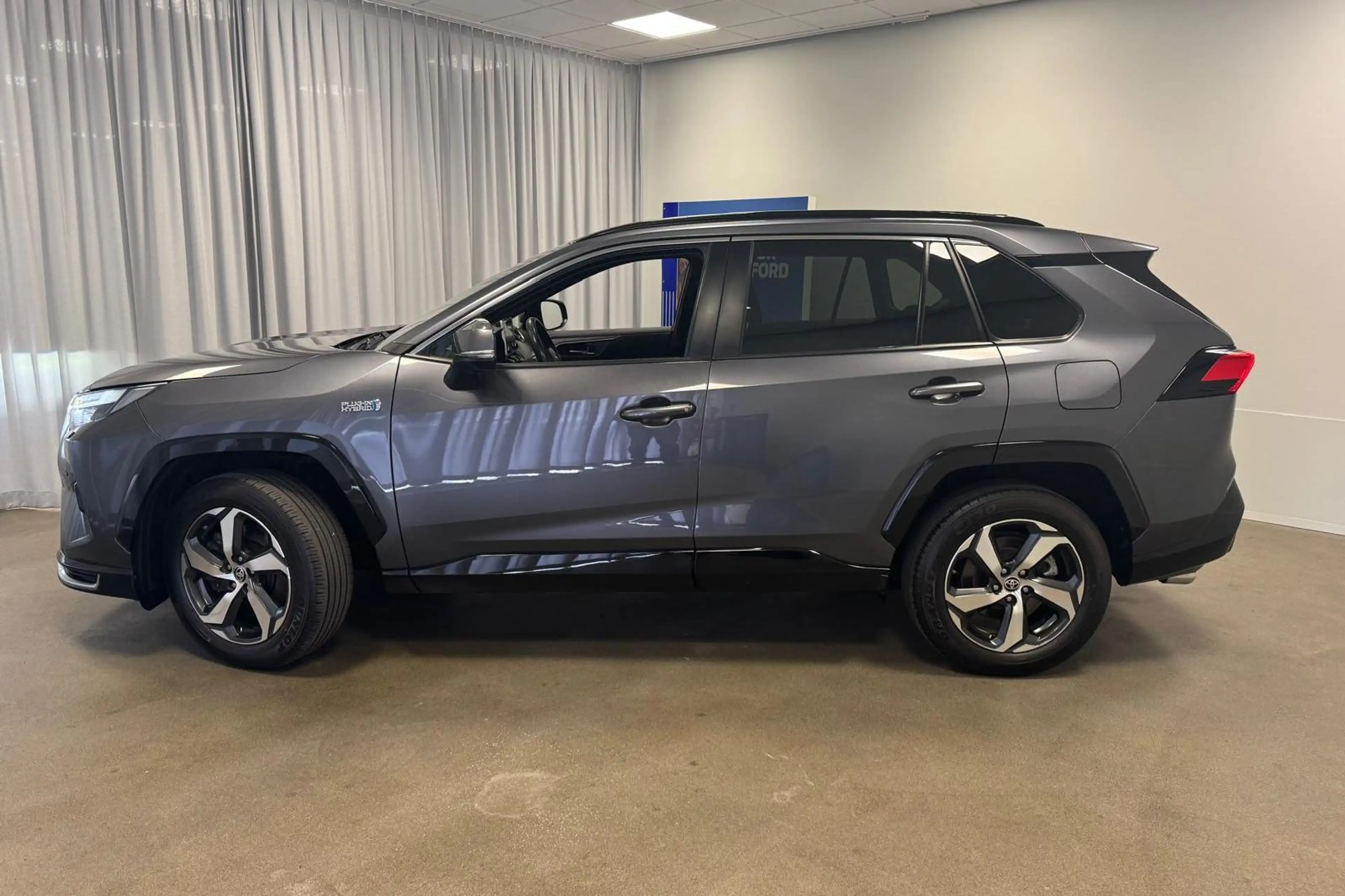 Toyota RAV 4 2.5 Plug-in Hybrid AWD Style | Adaptive Cruise | N — photo 8