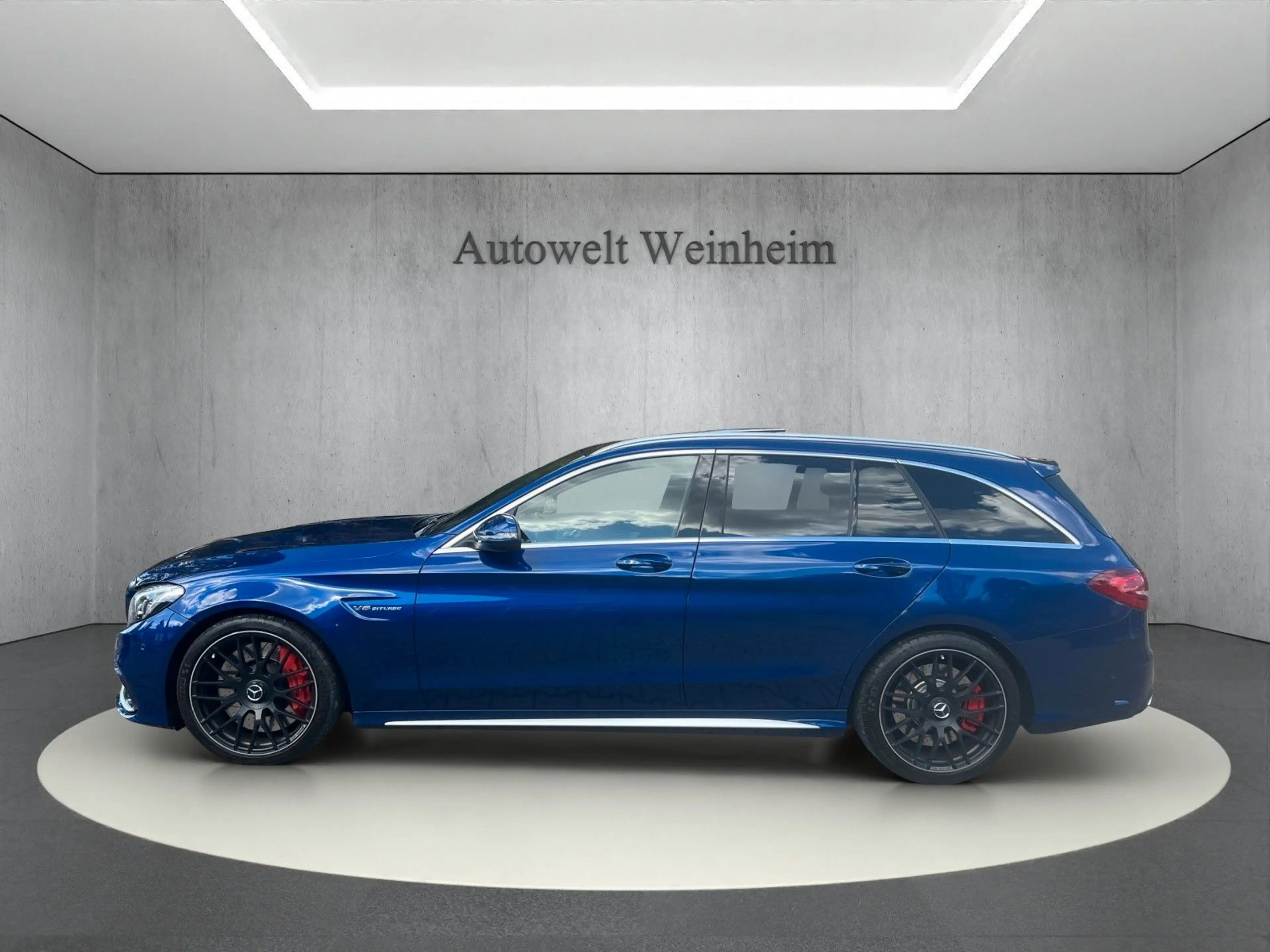 Mercedes-Benz C 63 AMG C-63 S-AMG°PANORAMA°V8°KAM°LEDER°LED°KLAP-AUSPUF — photo 7