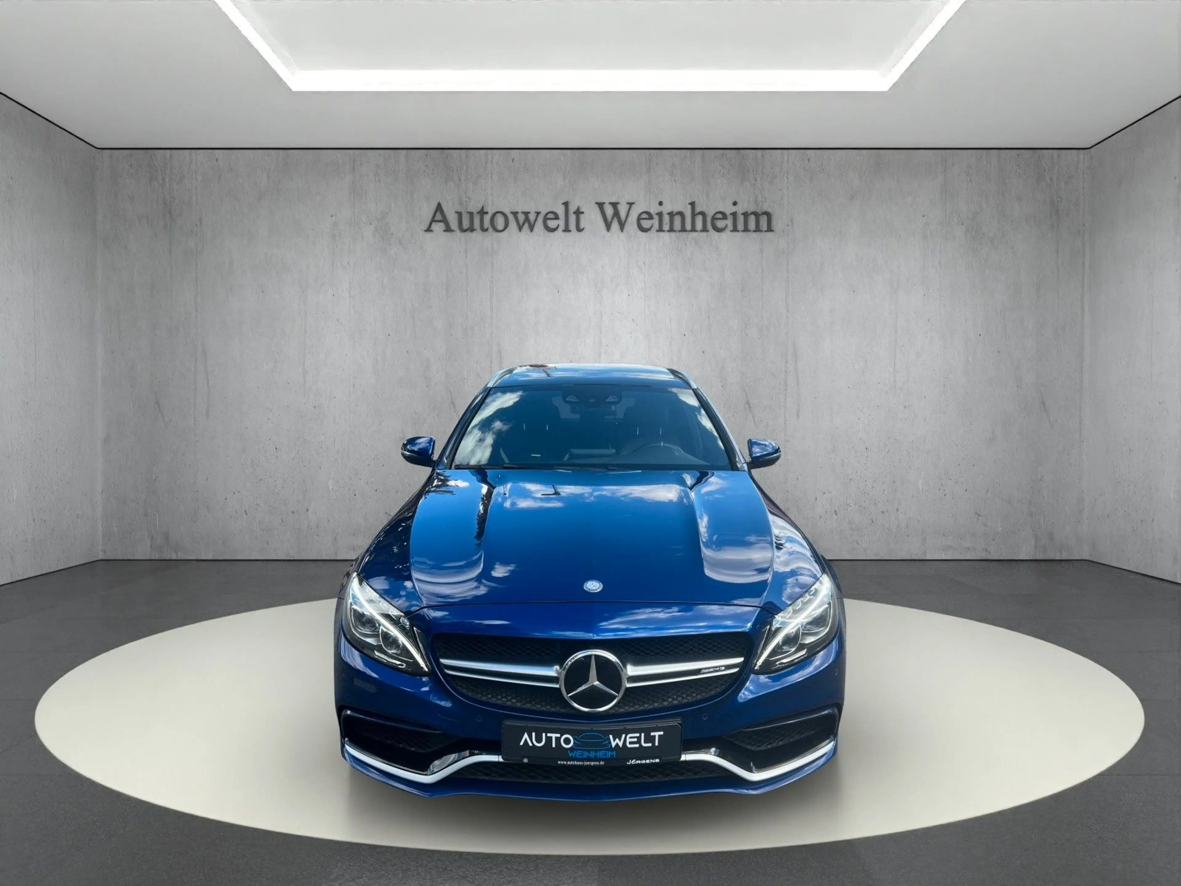 Mercedes-Benz C 63 AMG C-63 S-AMG°PANORAMA°V8°KAM°LEDER°LED°KLAP-AUSPUF — photo 2