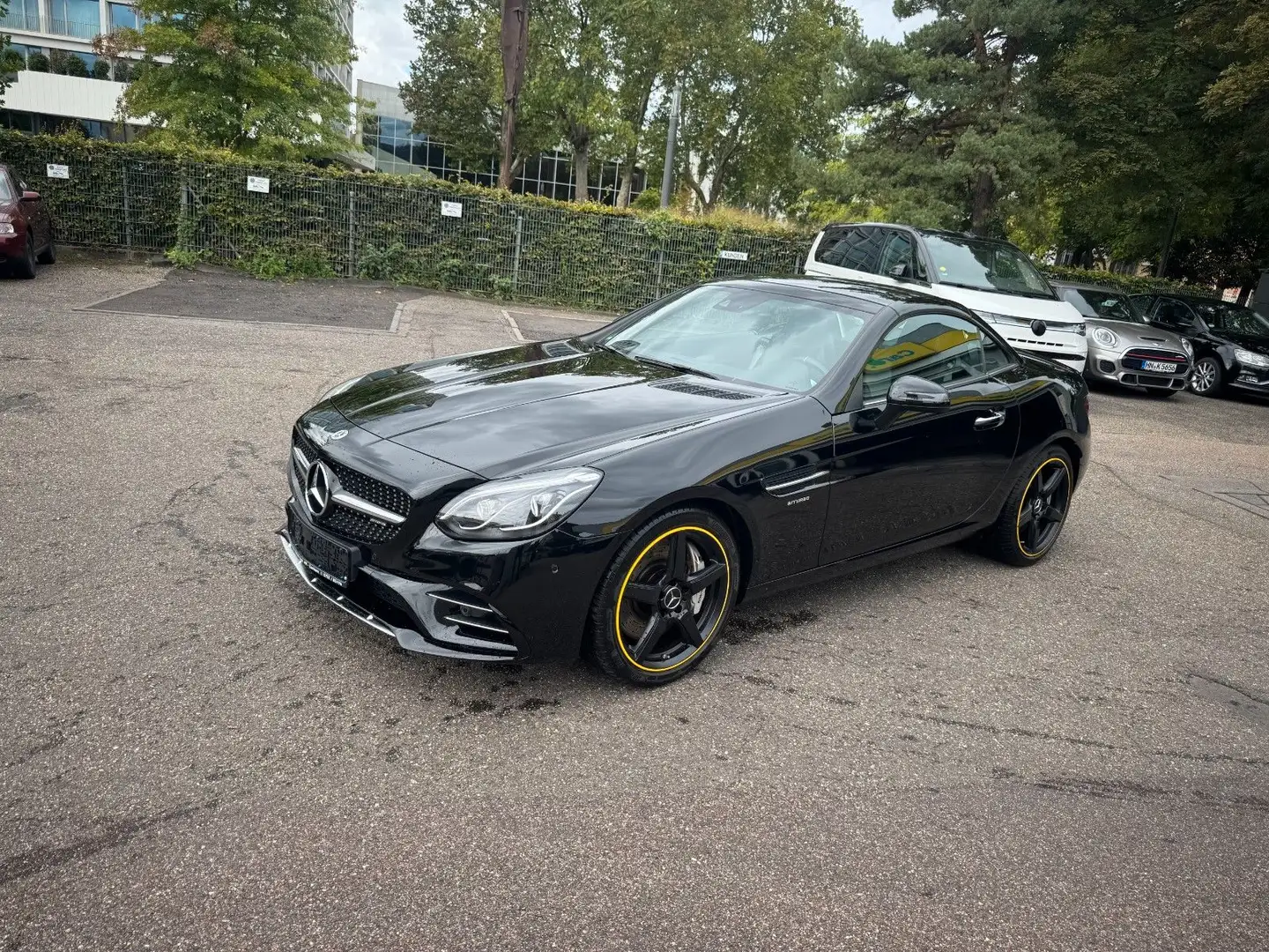 Mercedes-Benz SLC 43 AMG SLC -Klasse Roadster SLC 43 AMG Schwarz - 1
