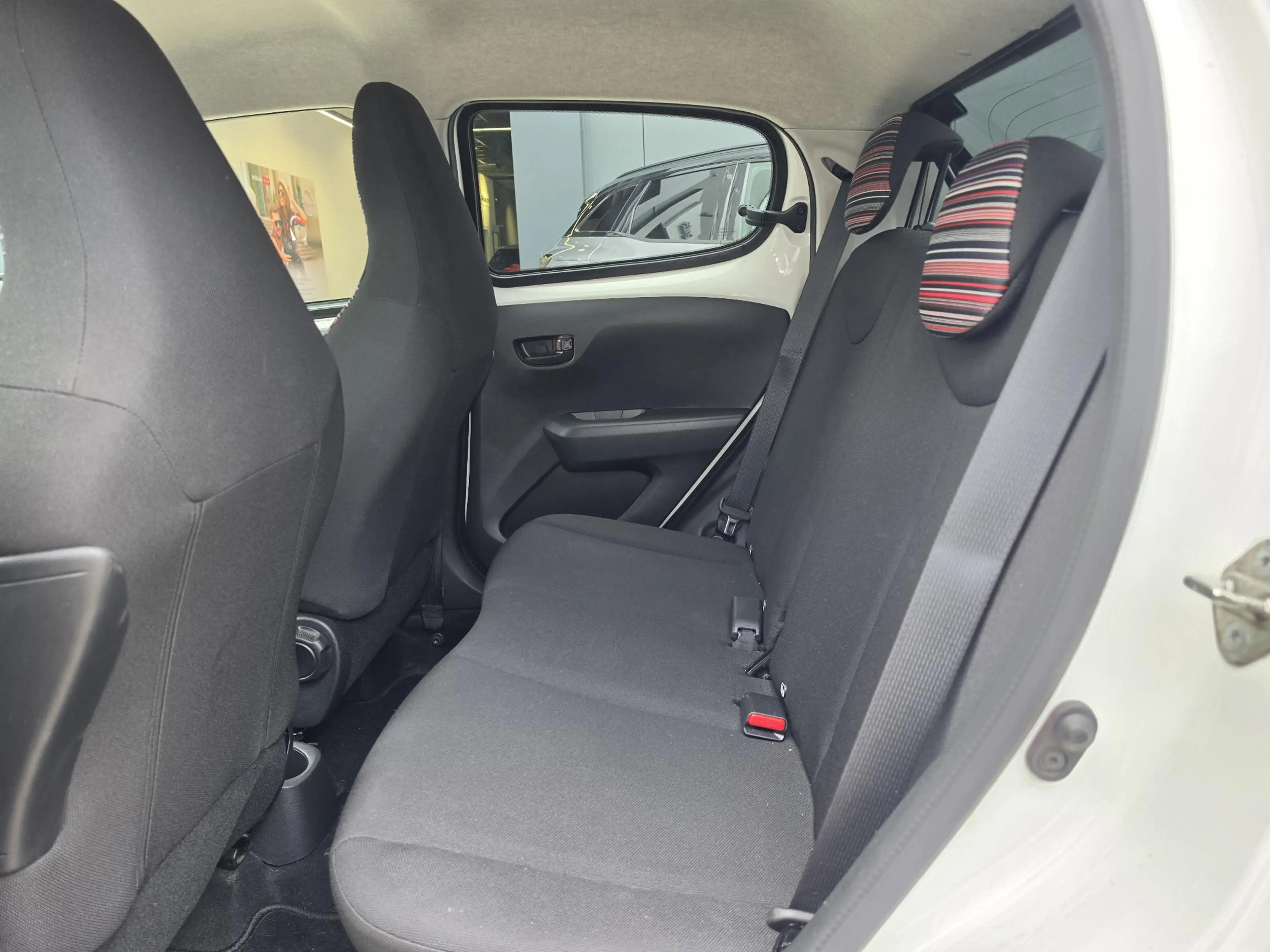 Citroen C1 1.0 VTi Feel | Bluetooth | CarPlay | Camera | — photo 12