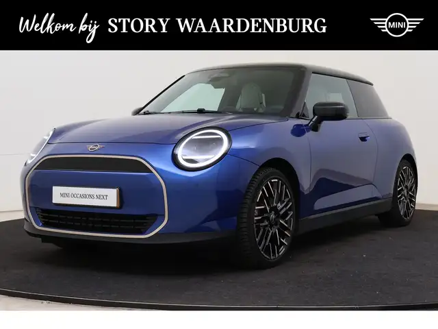 MINI Cooper E Hatchback / Favoured / Pakket M / Favoured / Pakke