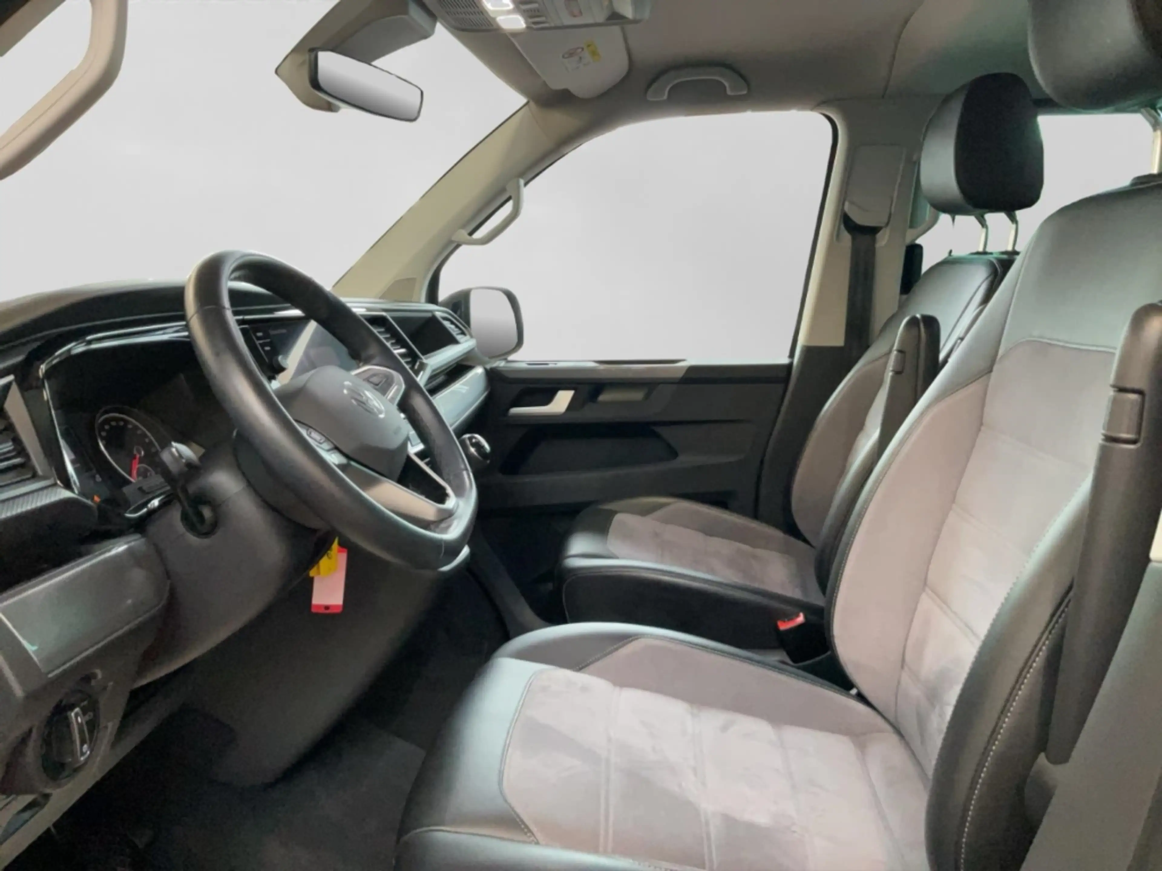 Volkswagen T6.1 Multivan 2.0 TDI Generation Six Alu LED AHK Kamera Navi ACC — photo 8