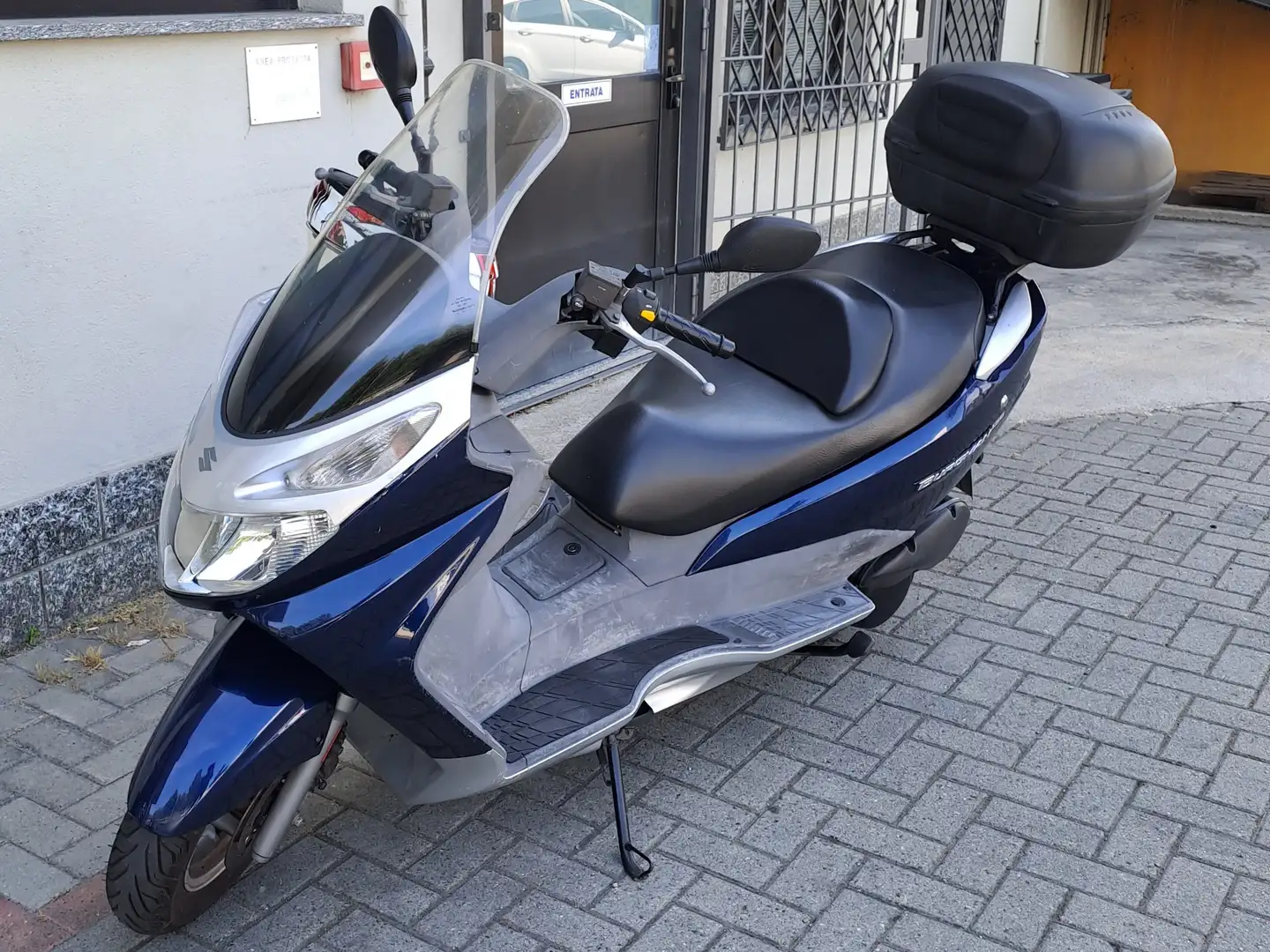 Suzuki Burgman 150 Blue - 1