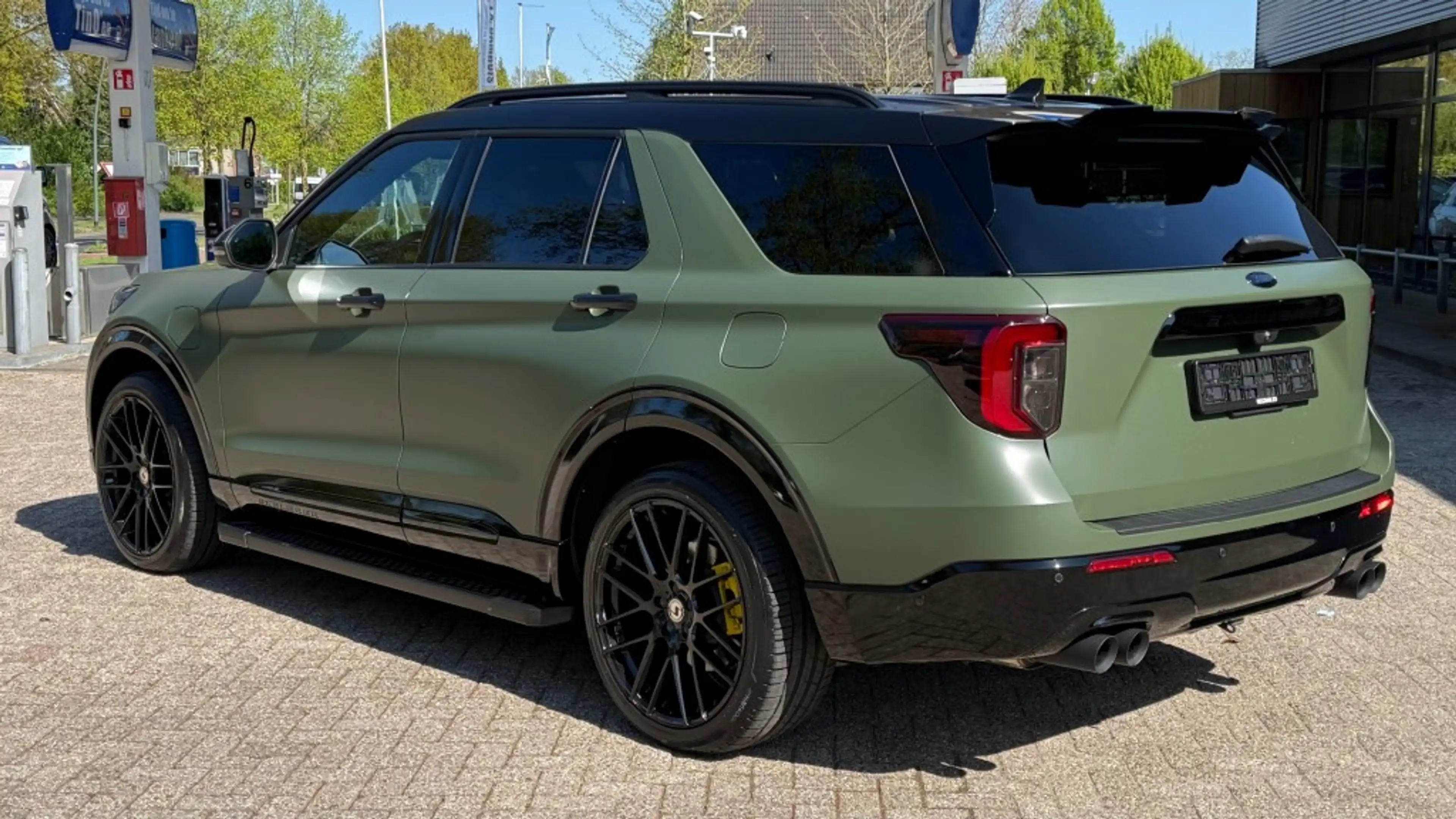 Ford Explorer 3.0 V6 EB PHEV ST-LINE / ARMY EDITION / 20inch — photo 21