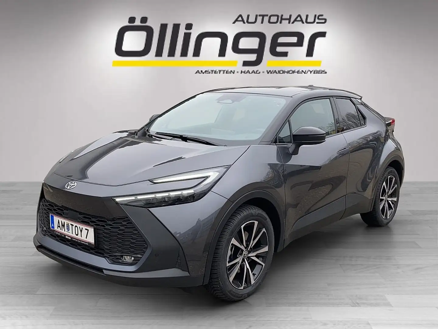 Toyota C-HR 2,0 Plug-In Hybrid E-CVT Active Drive Grau - 1