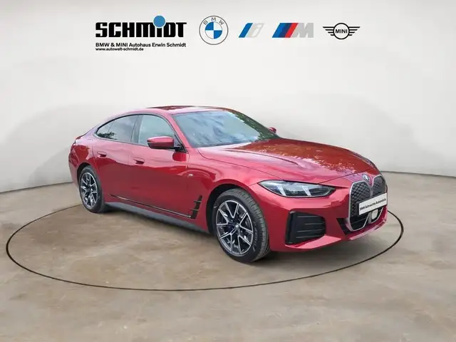 BMW I4 view 9