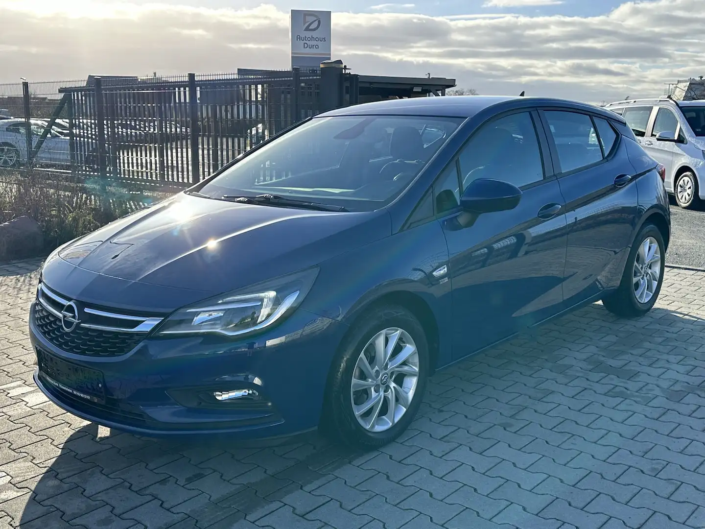 Opel Astra 1.4 Turbo K 120 Jahre Start/Stop Aut. Navi Azul - 2