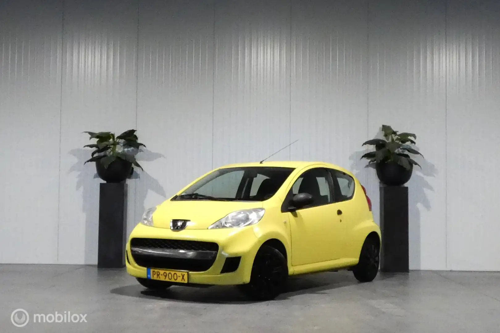 Peugeot 107 1.0-12V Sublime Amarillo - 1
