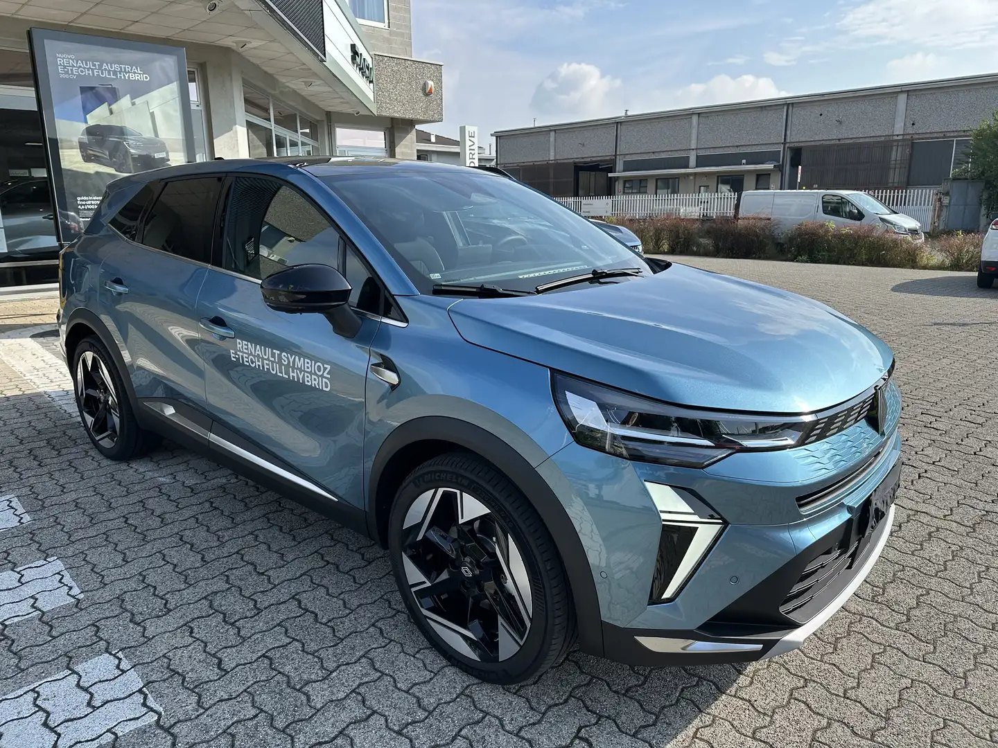 Renault Symbioz 1.6 E-Tech full hybrid Iconic 145cv auto Azul - 2