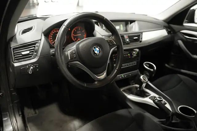 BMW X1 view 7