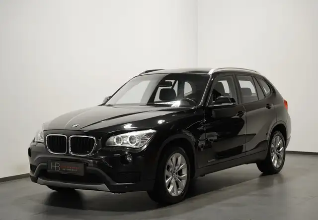 BMW X1 main image
