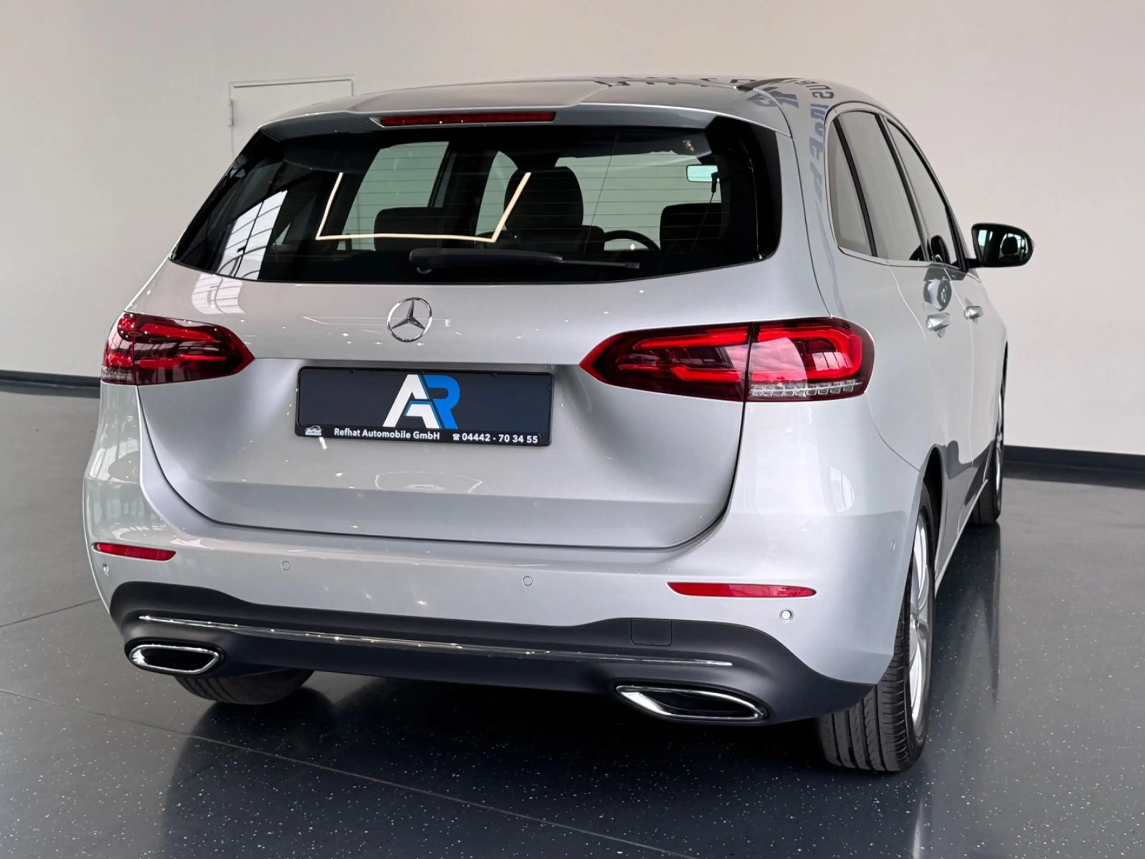 Mercedes-Benz B 200 B200*WIDESCREEN*LED*AHK*PDC*SHZ* — photo 8
