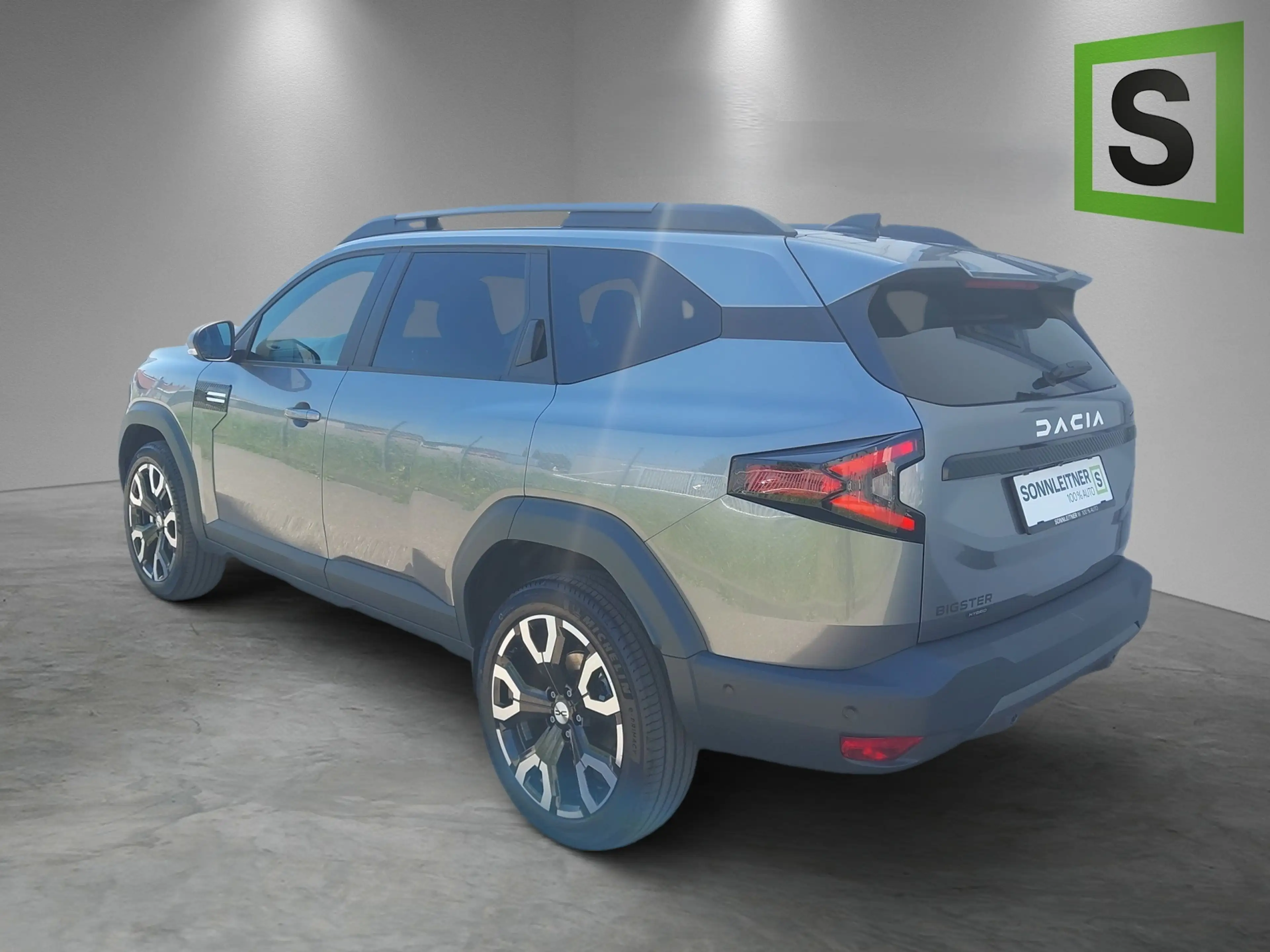 Dacia Bigster BIGSTER Journey Hybrid 150 4x4 — photo 3