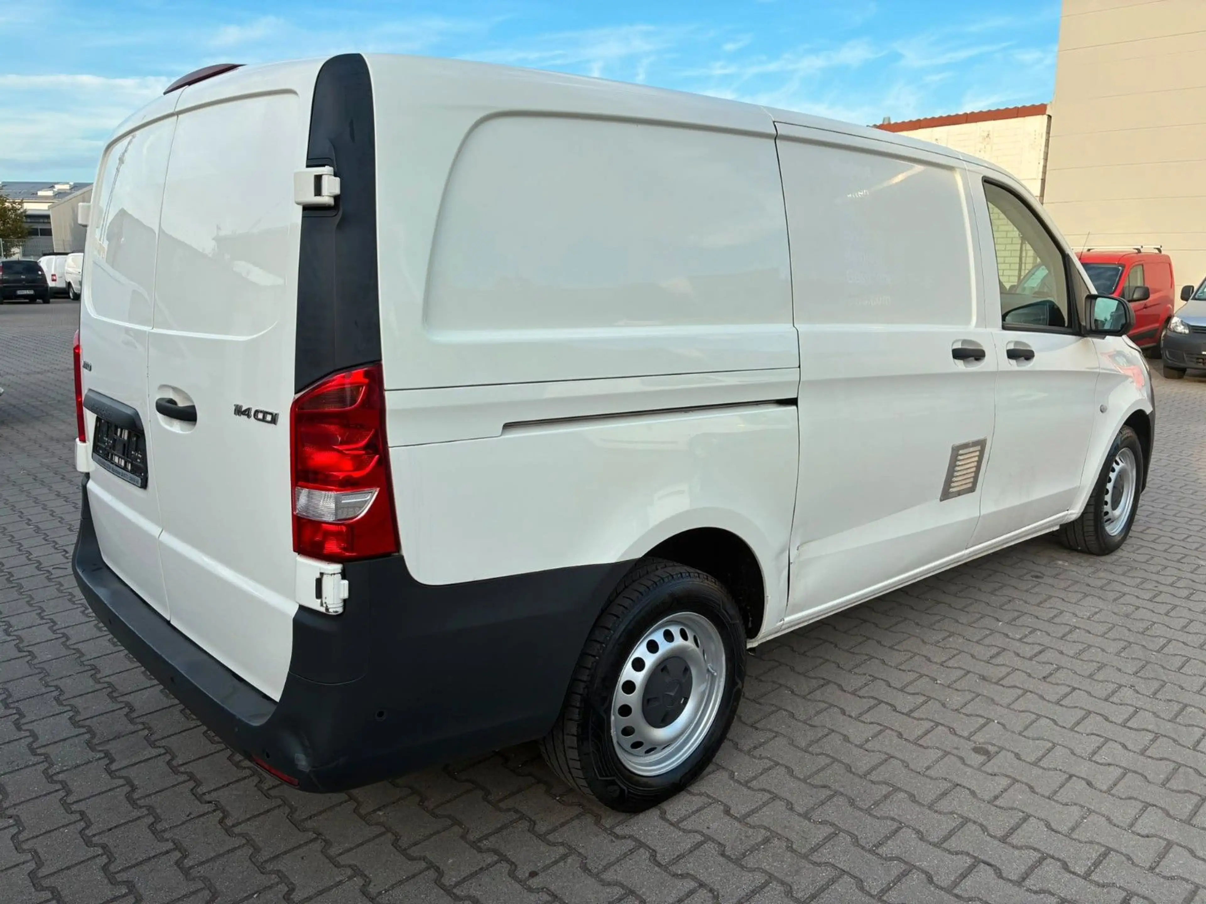 Mercedes-Benz Vito Kasten 114 CDI/BT RWD lang — photo 9