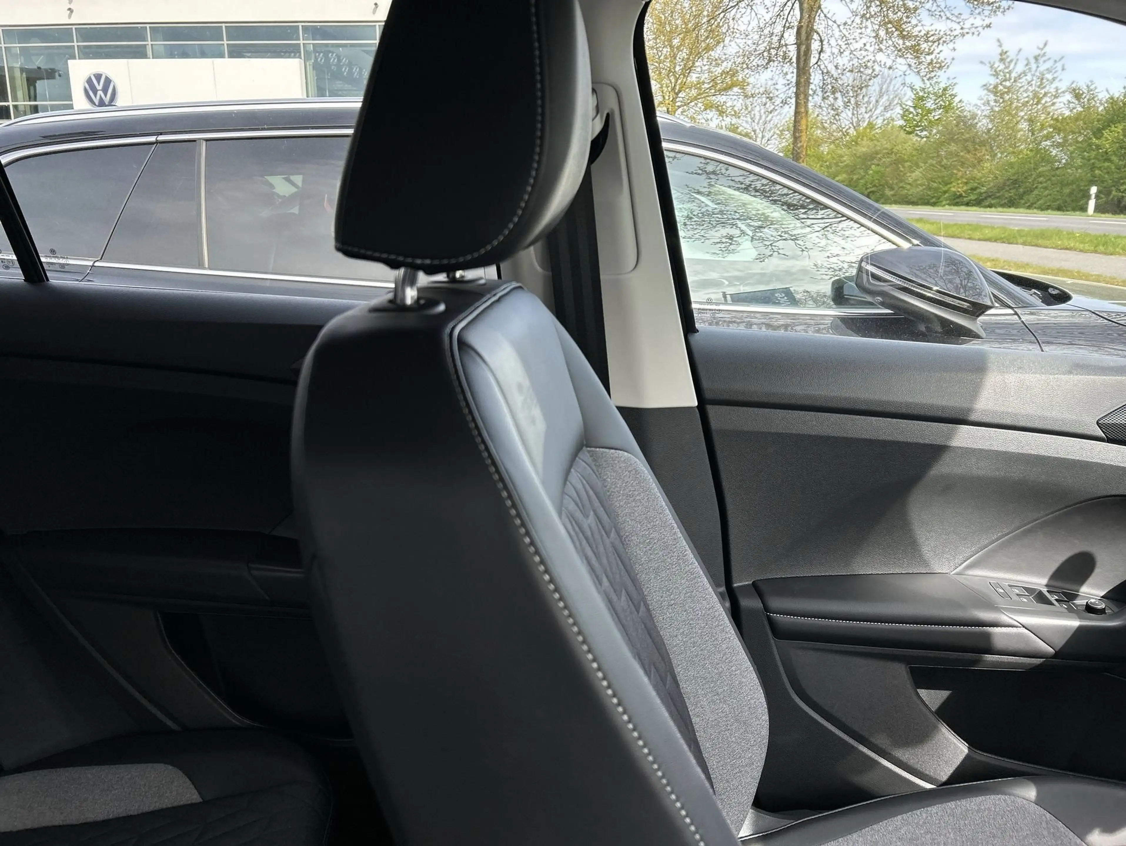 Volkswagen T-Cross 1.0 TSI DSG OPF ENERGY AHK Navi RFK GJR DigitalCoc — photo 10