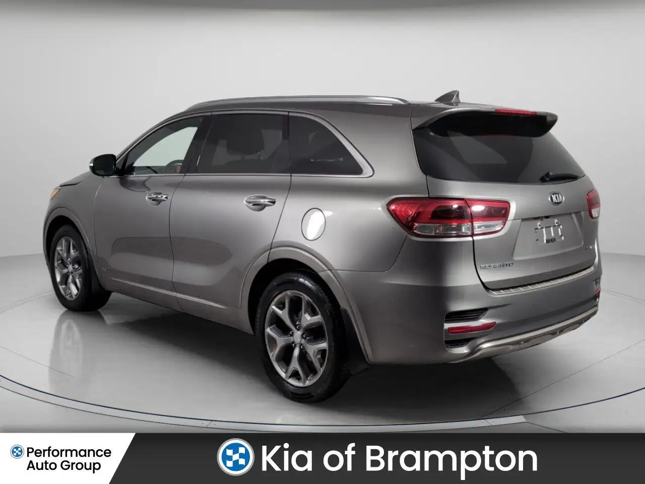 Kia Sorento снимка Kia Sorento