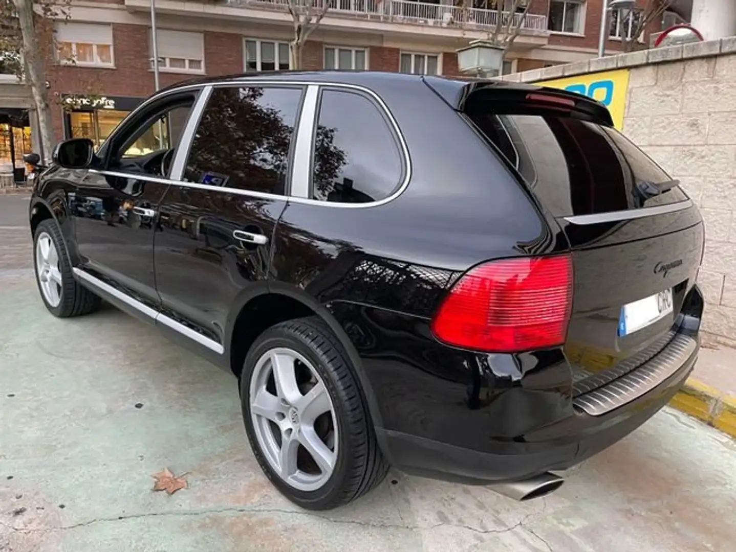 Porsche Cayenne 3.2 V6 Negro - 2