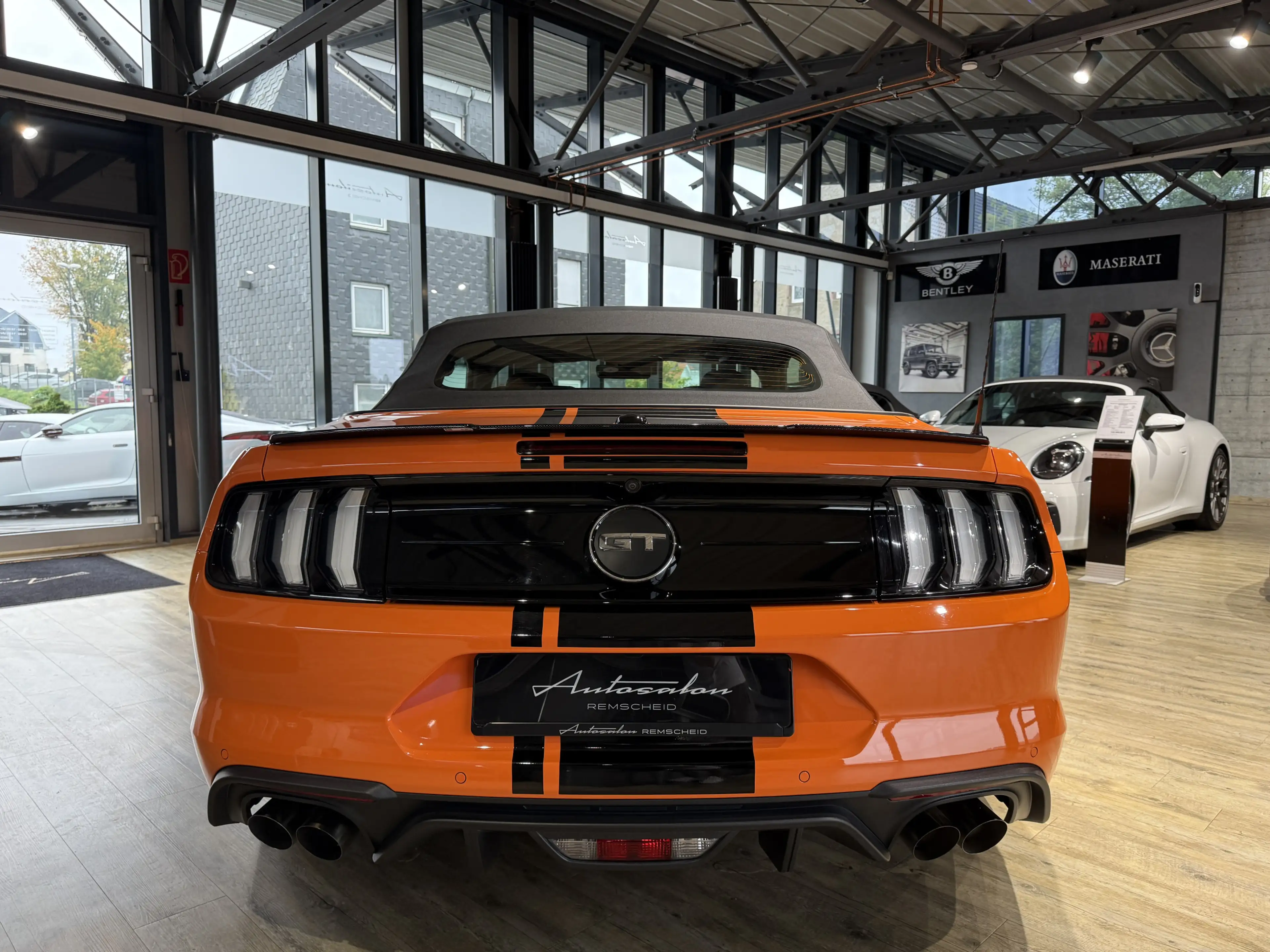 Ford Mustang GT Convertible*DEUTSCH*B&O*R.KAMERA*ACC* — photo 9