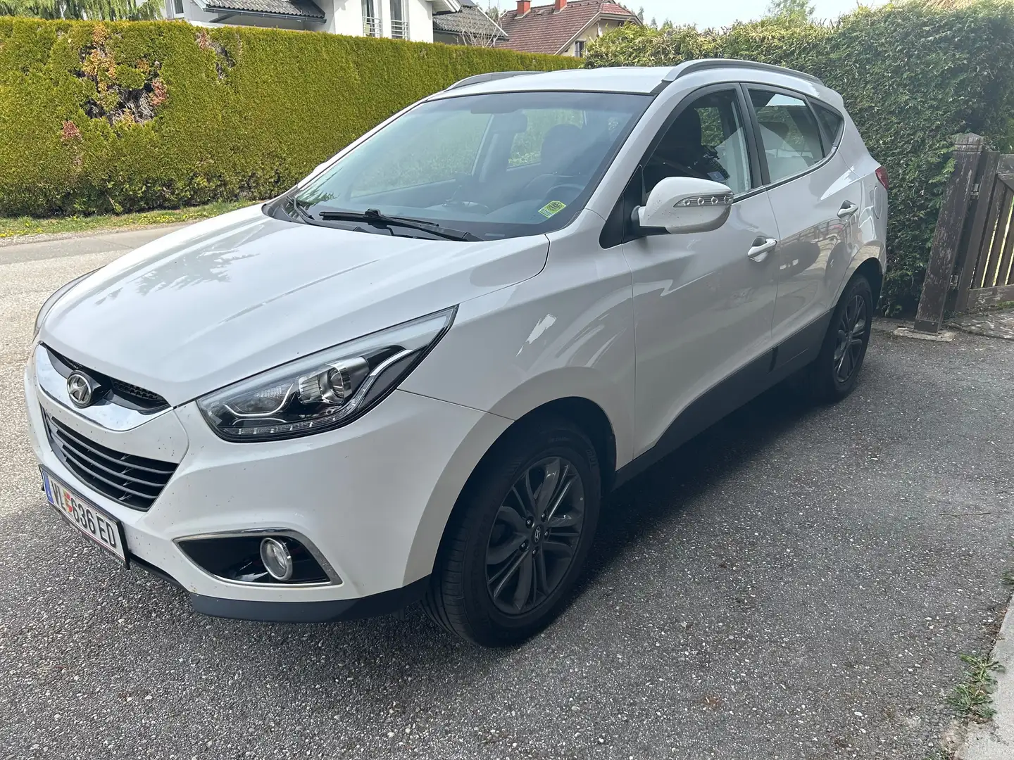 Hyundai iX35 iX35 2,0 CRDi GO GO Weiß - 1
