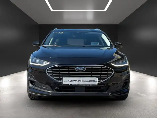 Ford Focus view 9