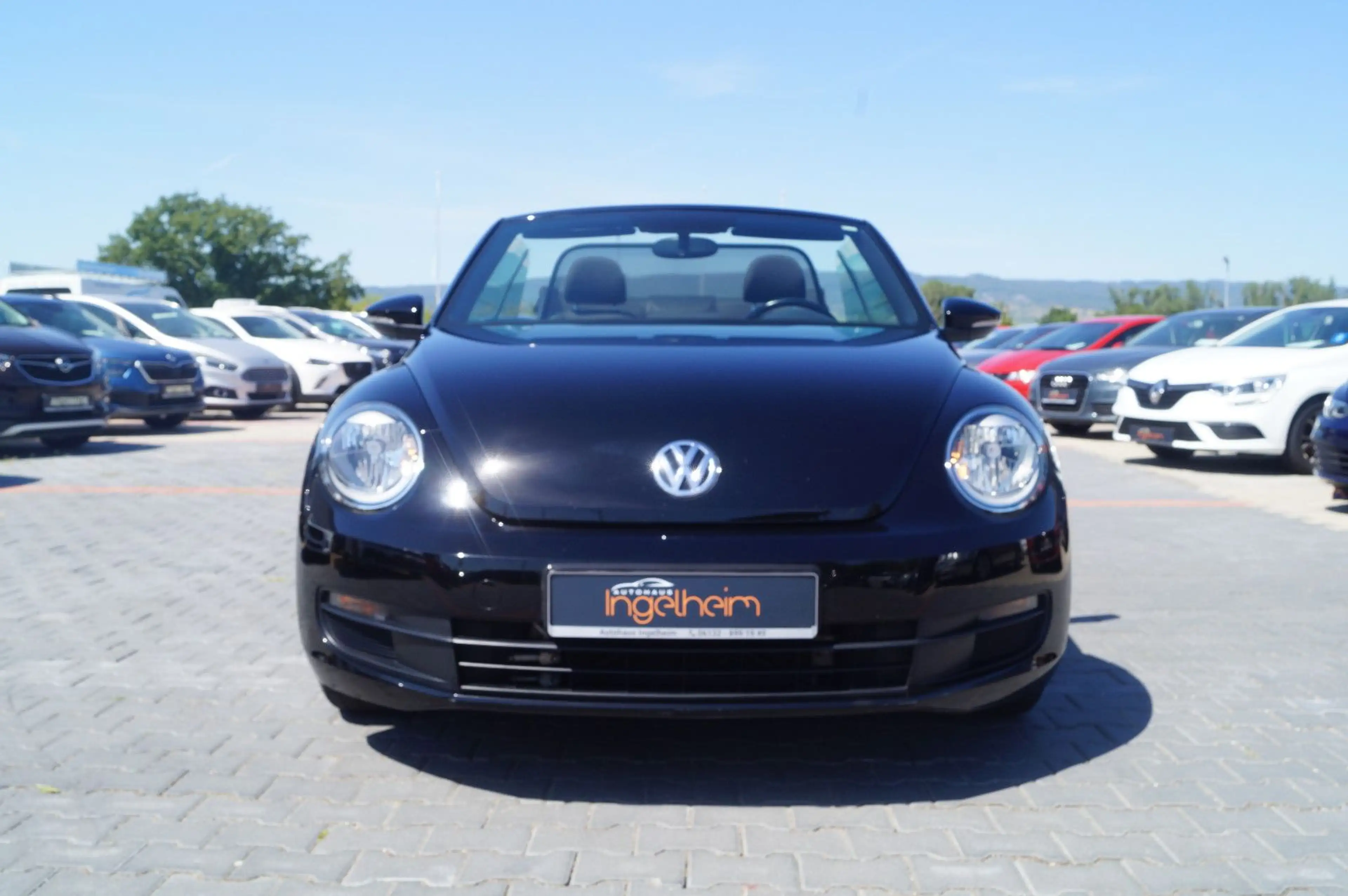Volkswagen Beetle Cabriolet Basis BMT Klimaaut SHZ PDC Temp — photo 2