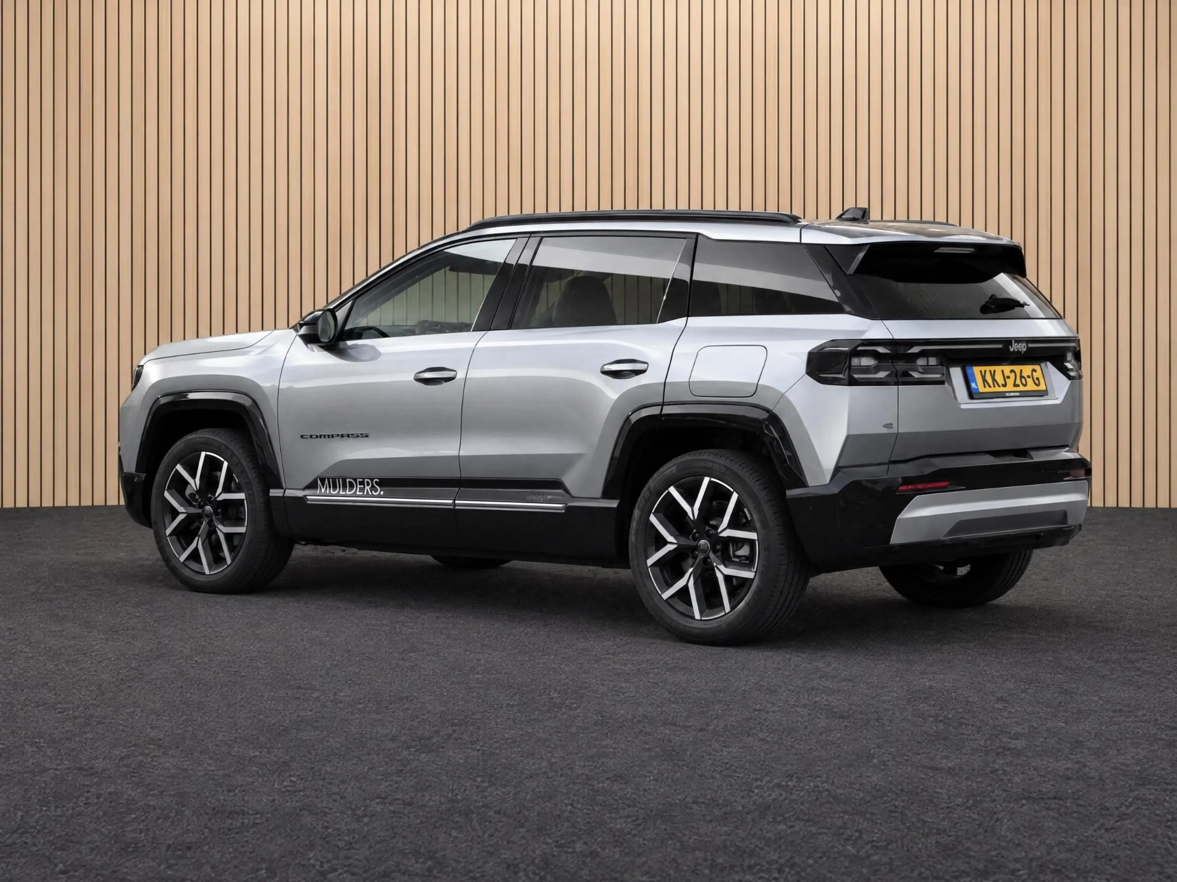 Jeep Compass First Edition 74 kWh | Navi / Panoramadak / Camera — photo 2