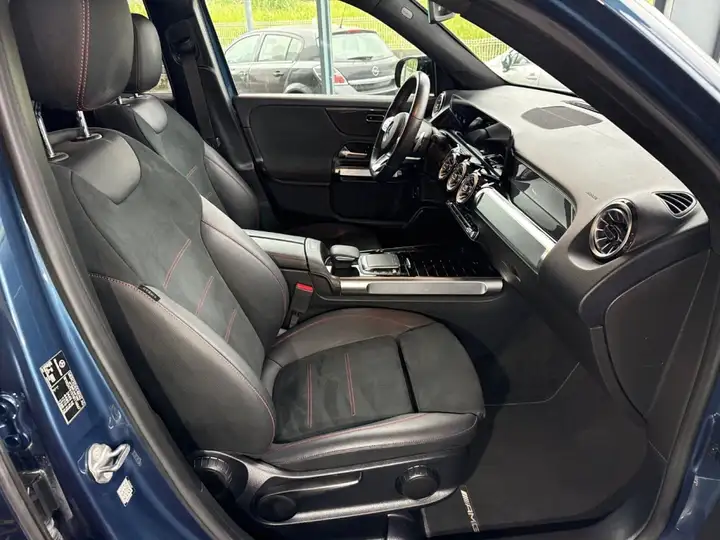 Mercedes-Benz GLB 2021, foto 21