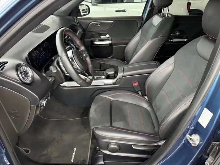 Mercedes-Benz GLB 2021, foto 3
