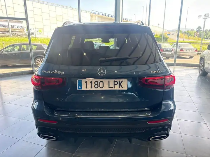 Mercedes-Benz GLB 2021, foto 11