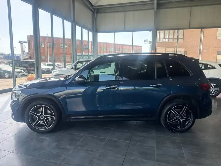 Mercedes-Benz GLB 2021, foto 7