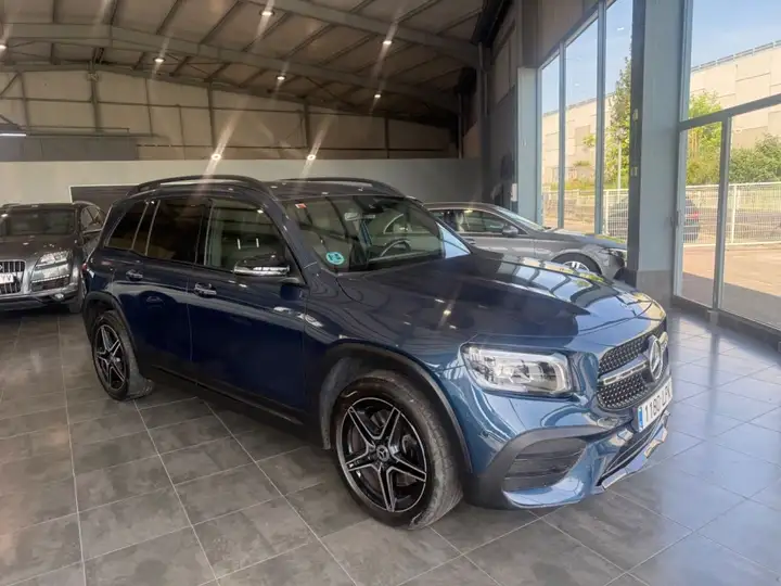 Mercedes-Benz GLB 2021, foto 4