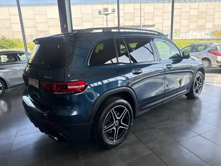 Mercedes-Benz GLB 2021, foto 14