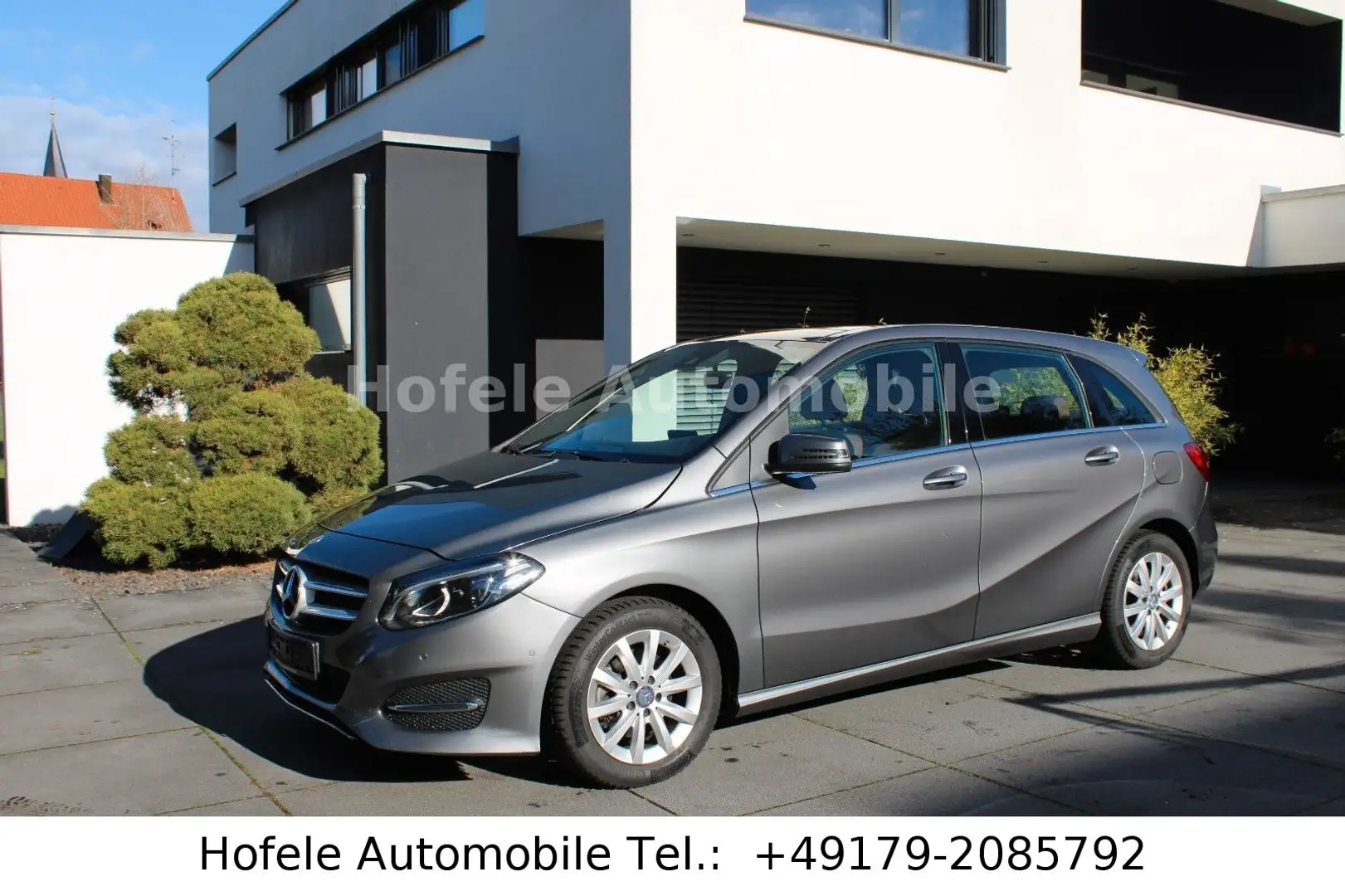 Mercedes-Benz B 220 4Matic*PANO/LEDER/CAM/TEMPO/NAVI/1.HAND* Grijs - 1